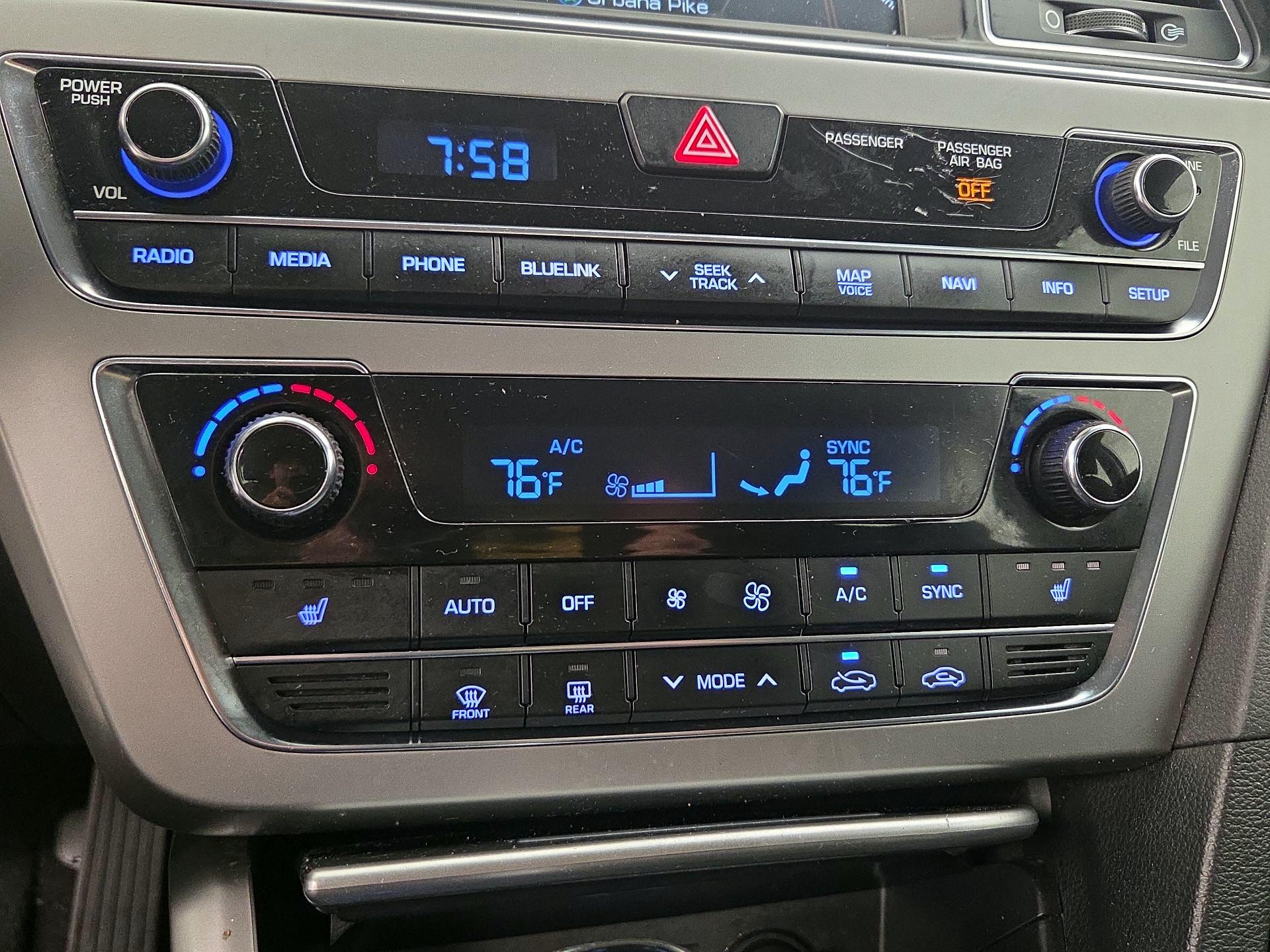 Thumbnail: 2015 Hyundai Sonata - 17