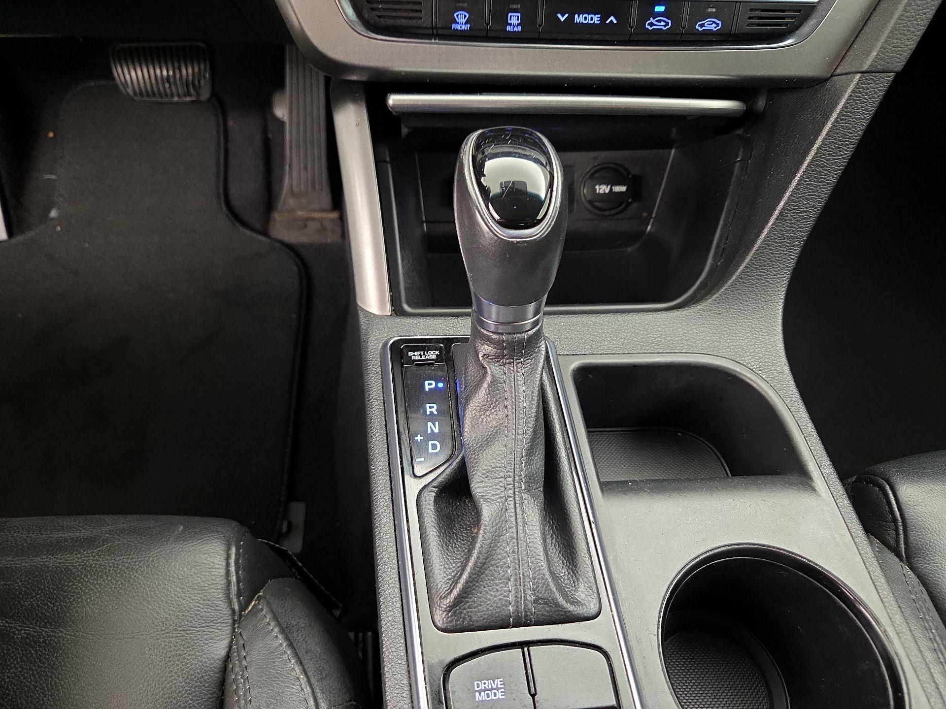 Thumbnail: 2015 Hyundai Sonata - 18