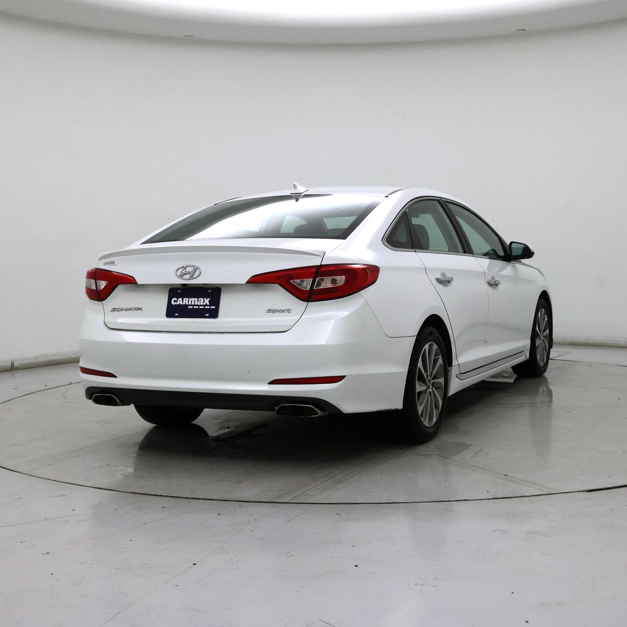 Thumbnail: 2015 Hyundai Sonata - 8