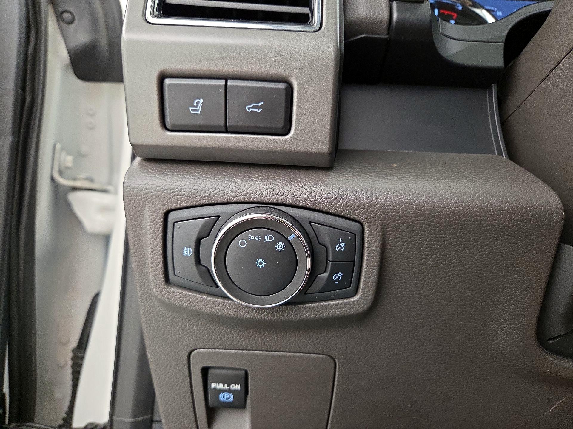 Thumbnail: 2020 Ford Expedition - 13