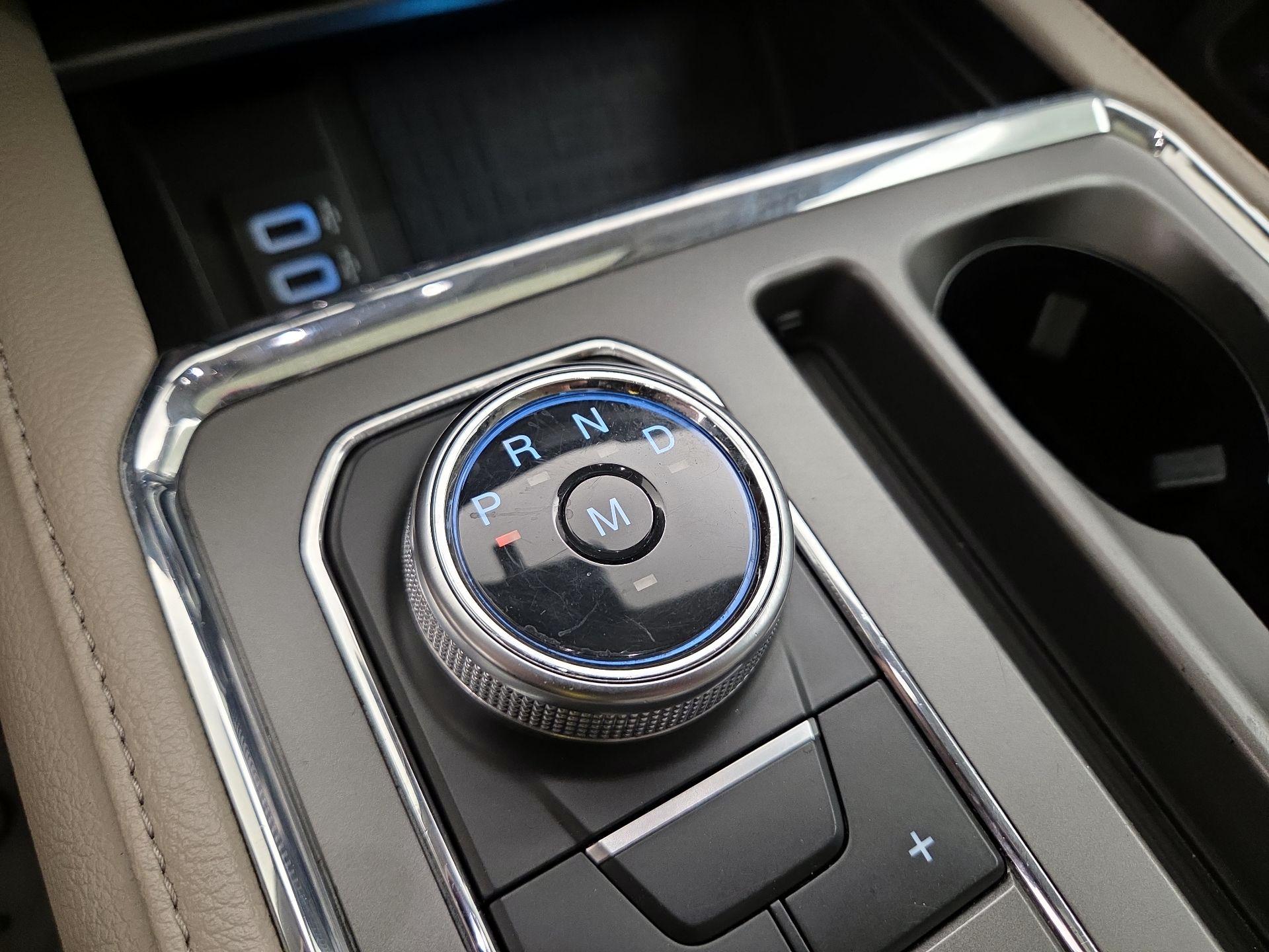 Thumbnail: 2020 Ford Expedition - 18