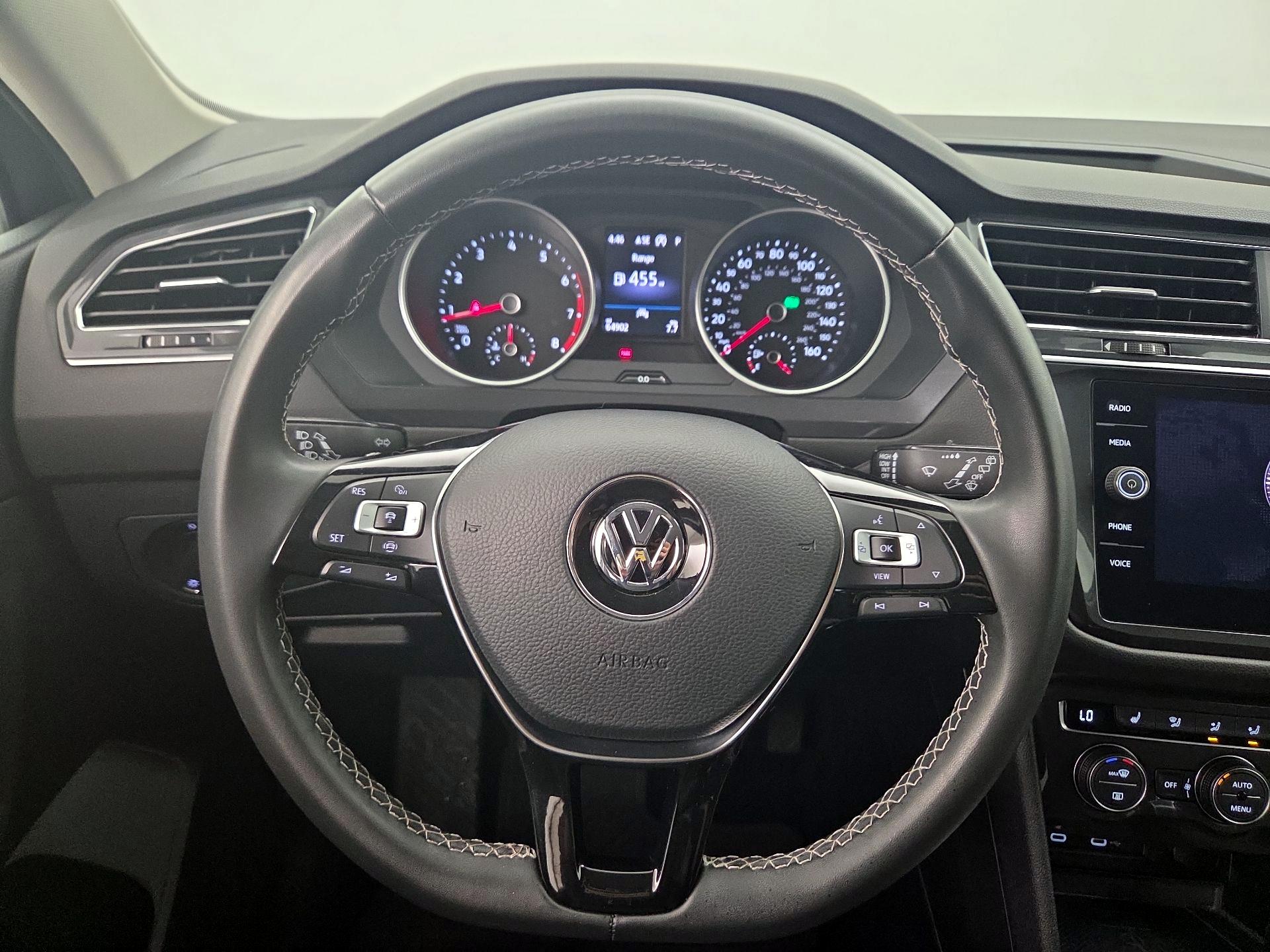 Thumbnail: 2021 Volkswagen Tiguan - 10