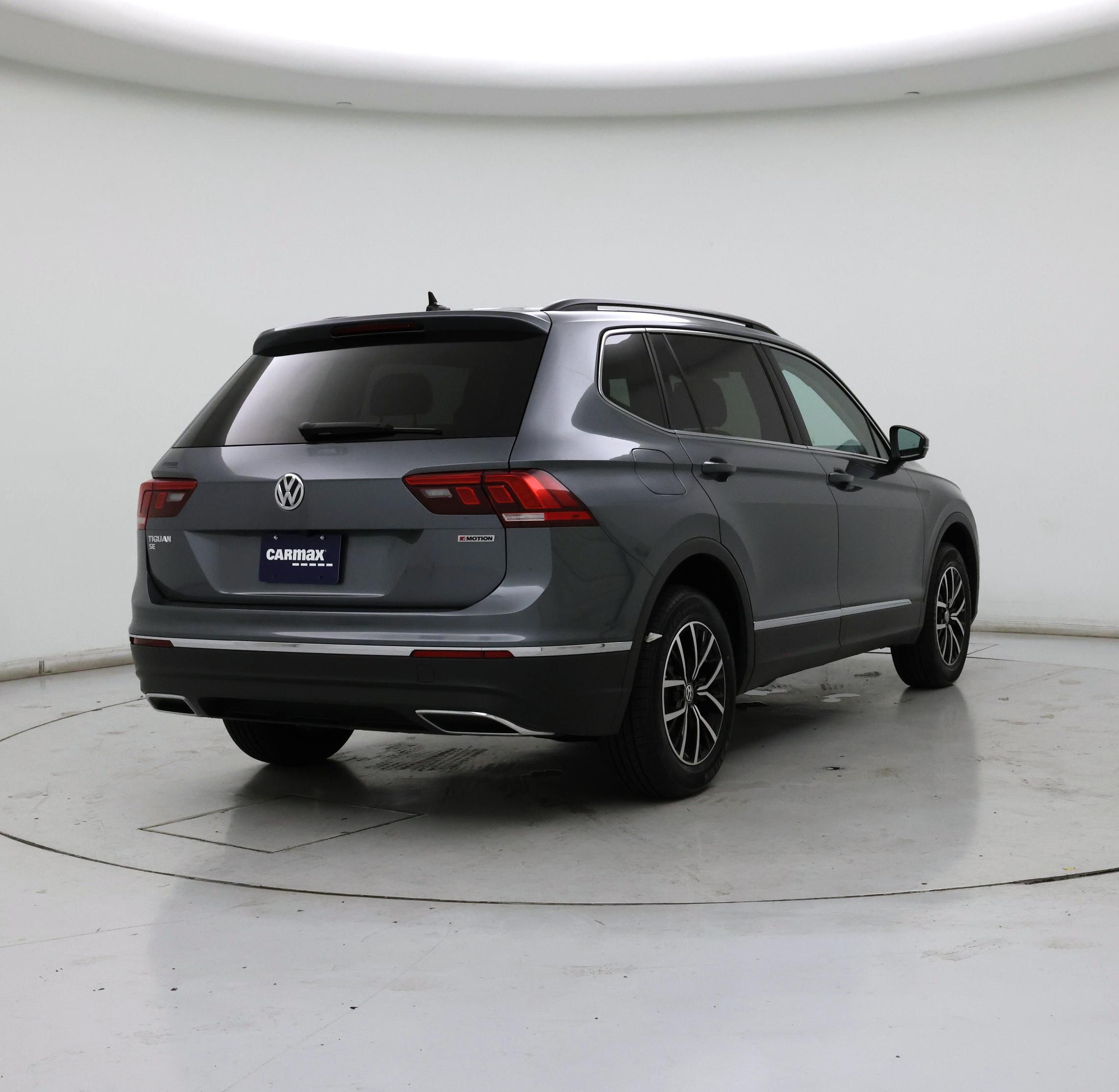 Thumbnail: 2021 Volkswagen Tiguan - 8