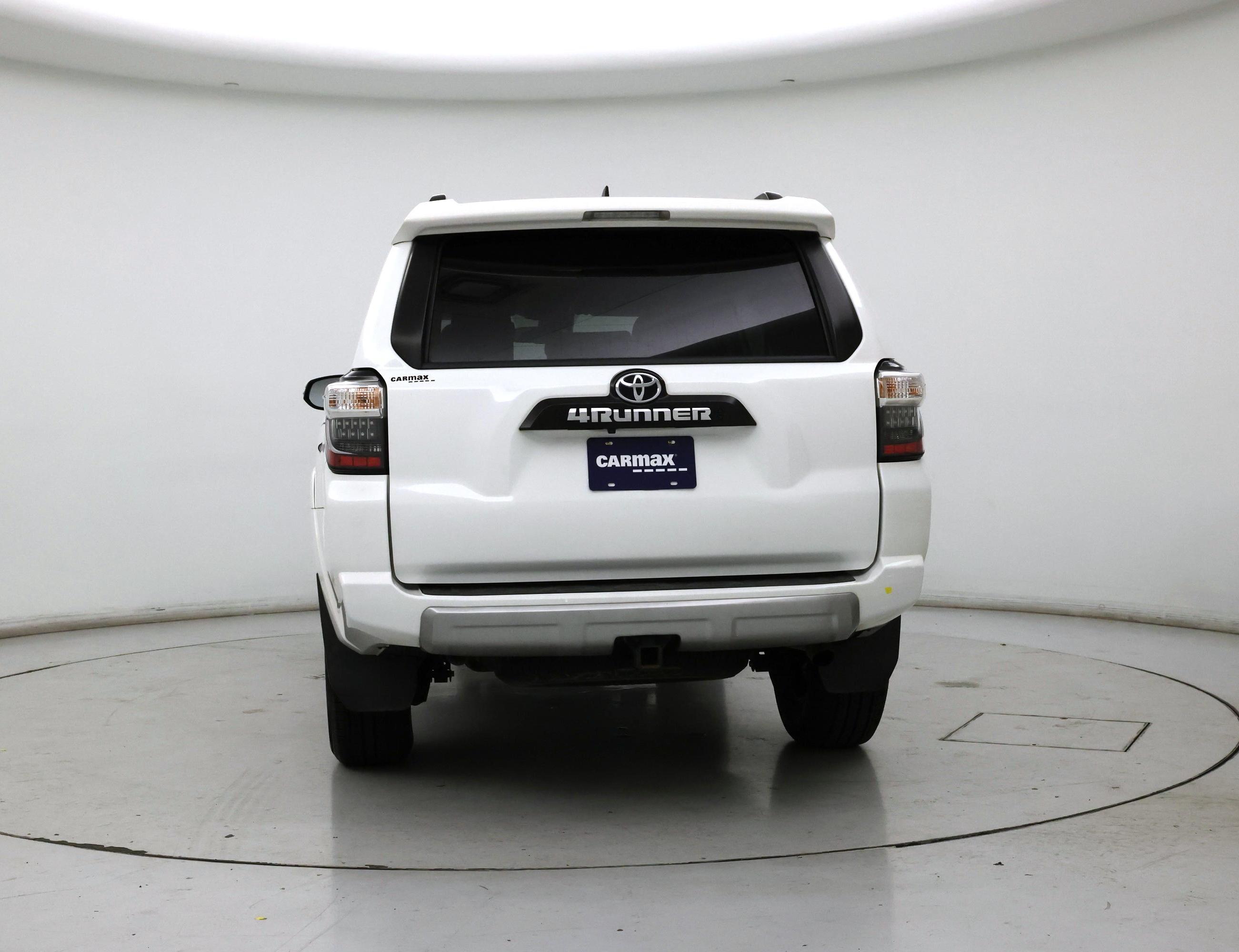 Thumbnail: 2020 Toyota 4Runner - 6