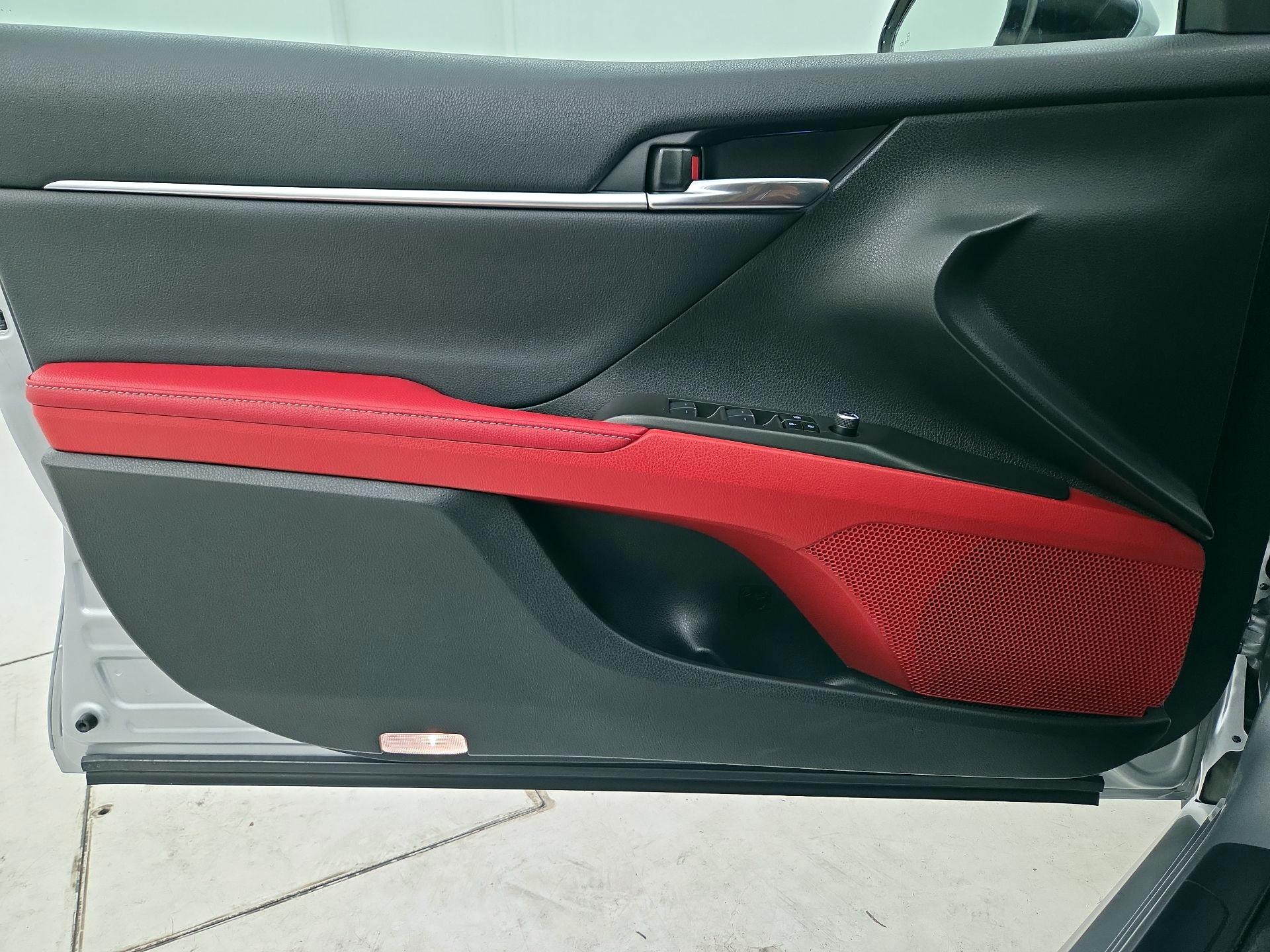 Thumbnail: 2023 Toyota Camry - 12