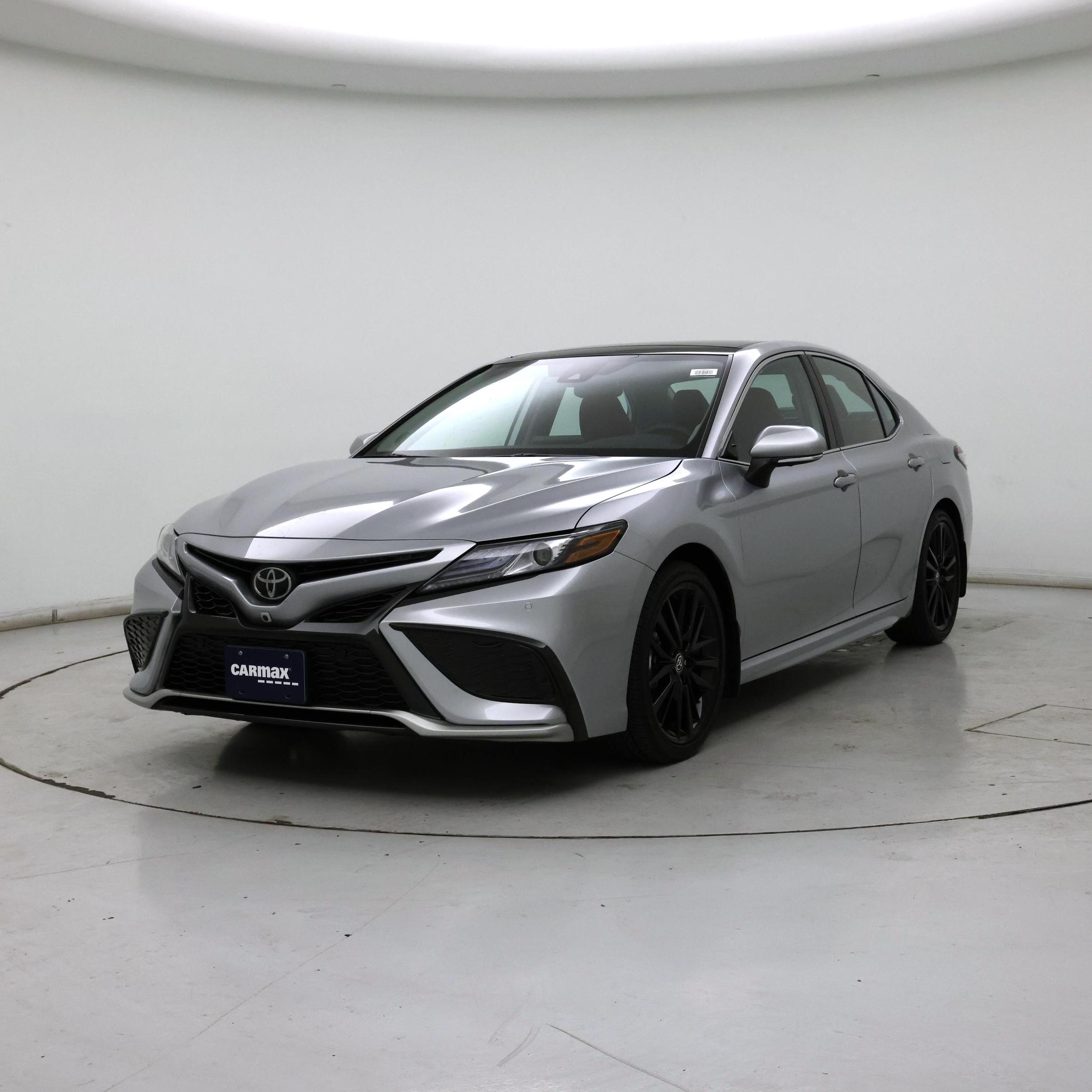 Thumbnail: 2023 Toyota Camry - 4