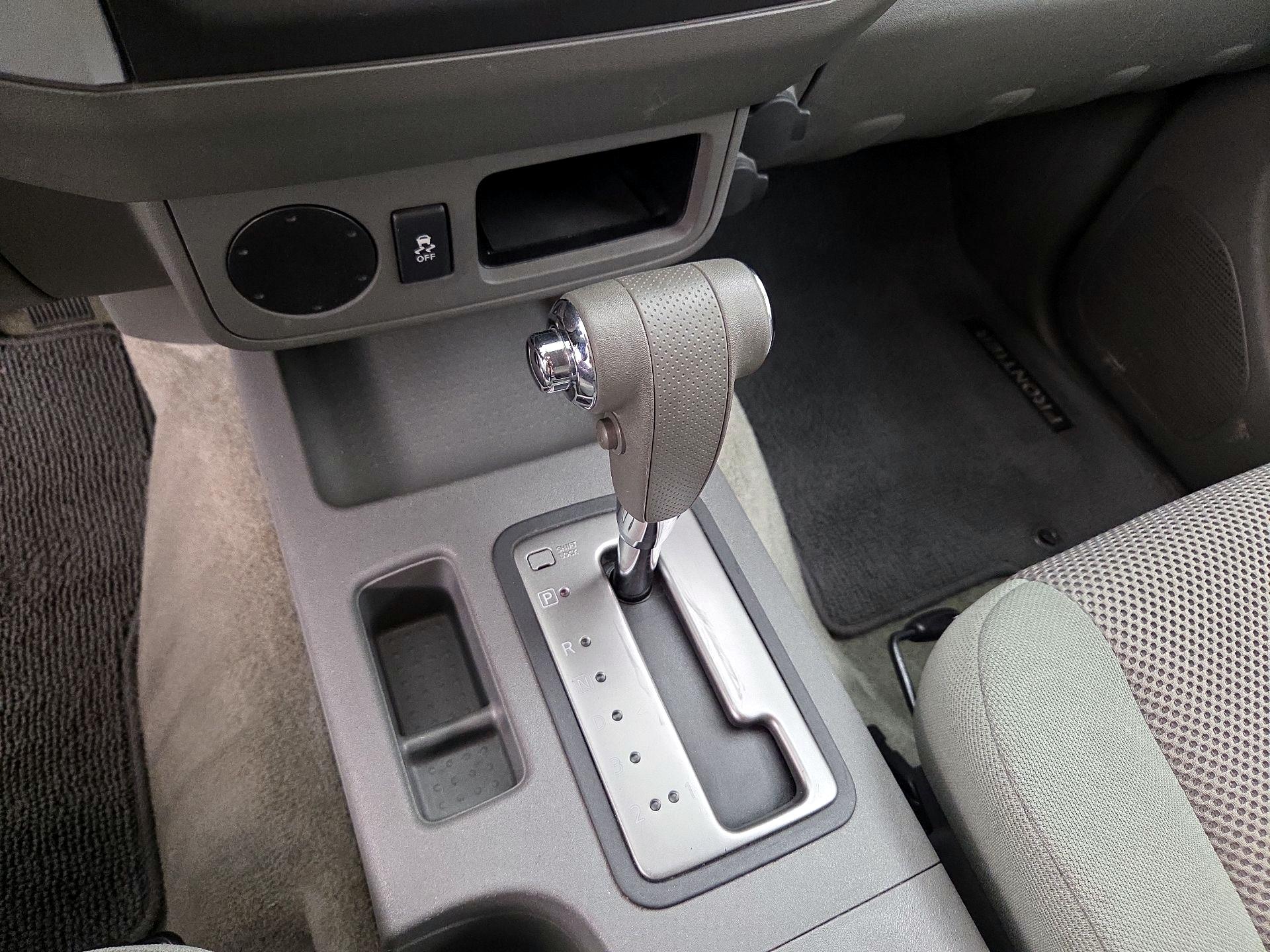Thumbnail: 2015 Nissan Frontier - 16