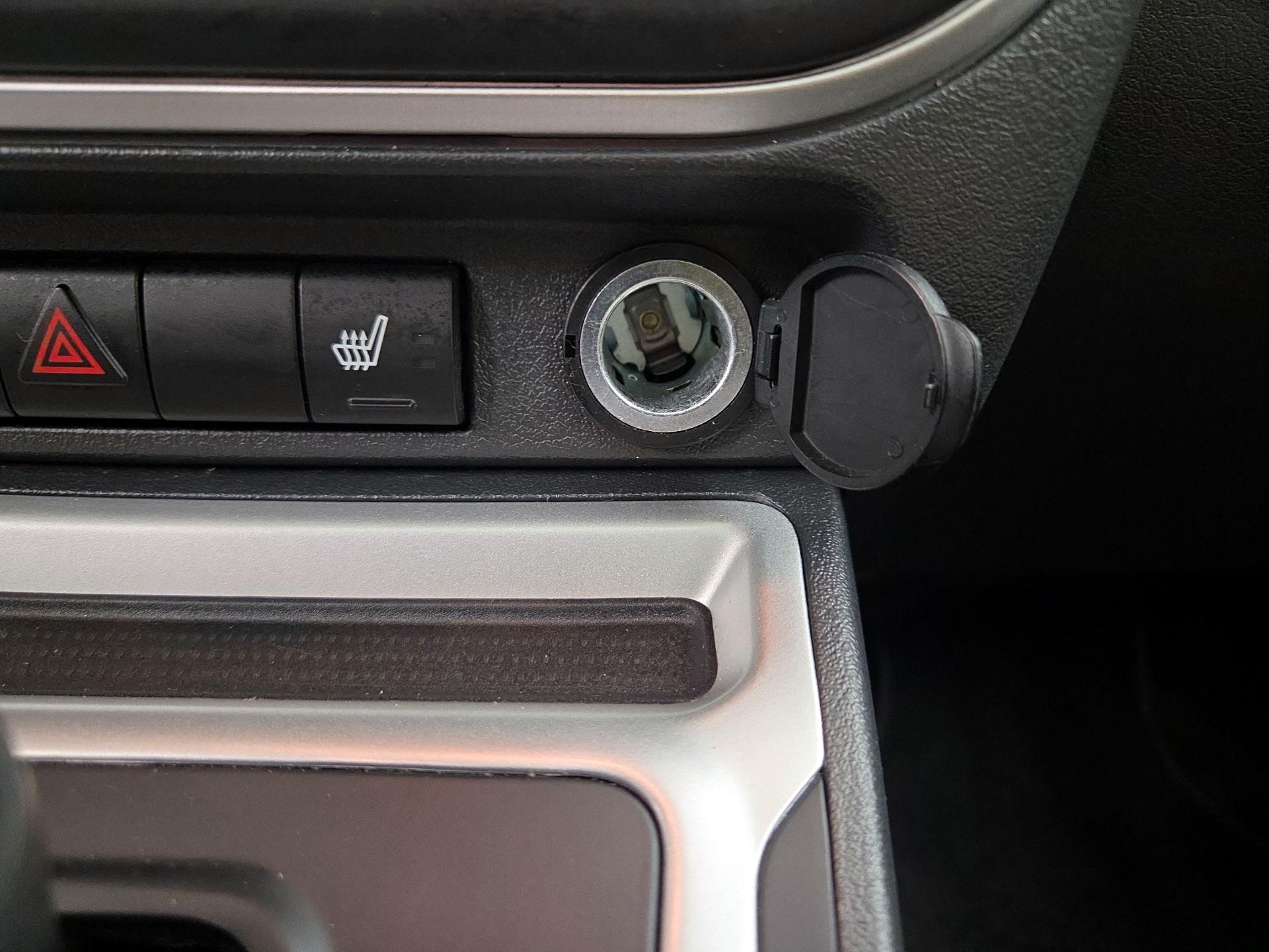 Thumbnail: 2016 Jeep Compass - 16