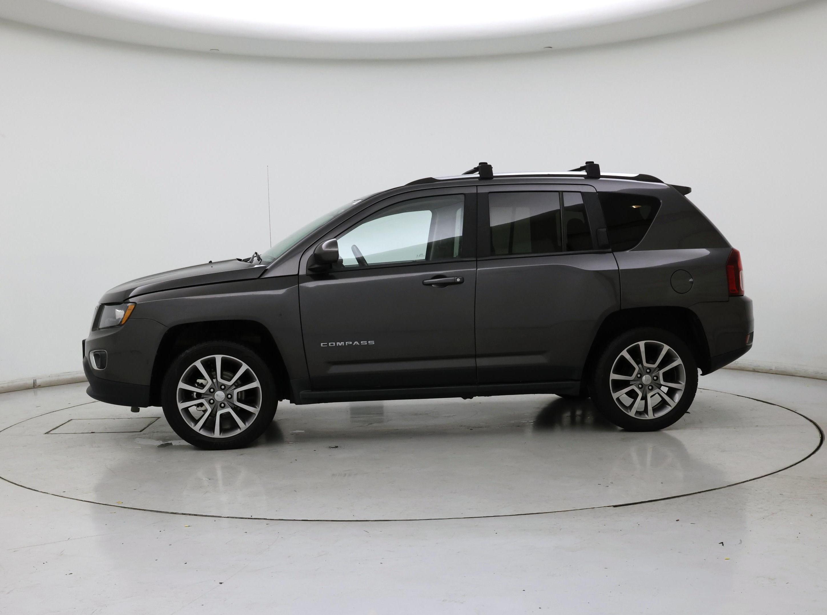 Thumbnail: 2016 Jeep Compass - 3