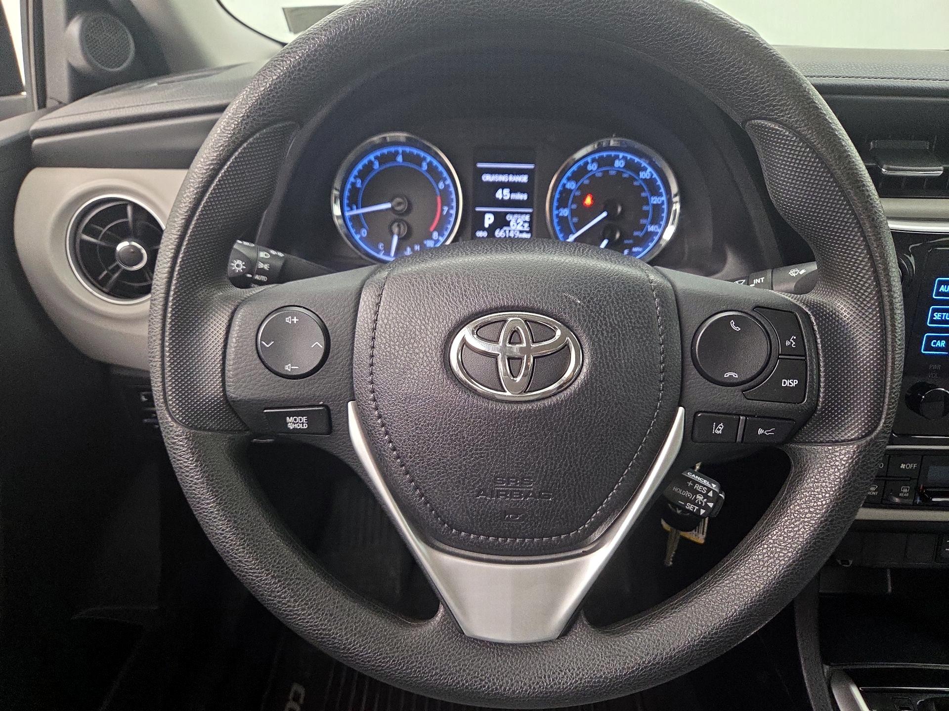 Thumbnail: 2018 Toyota Corolla - 10