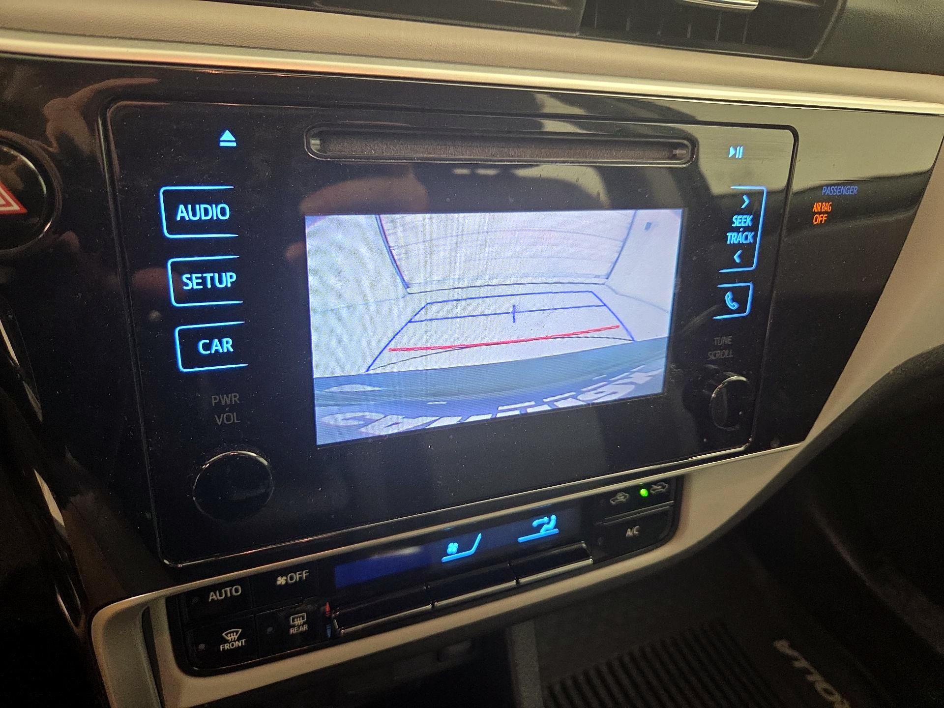 Thumbnail: 2018 Toyota Corolla - 14