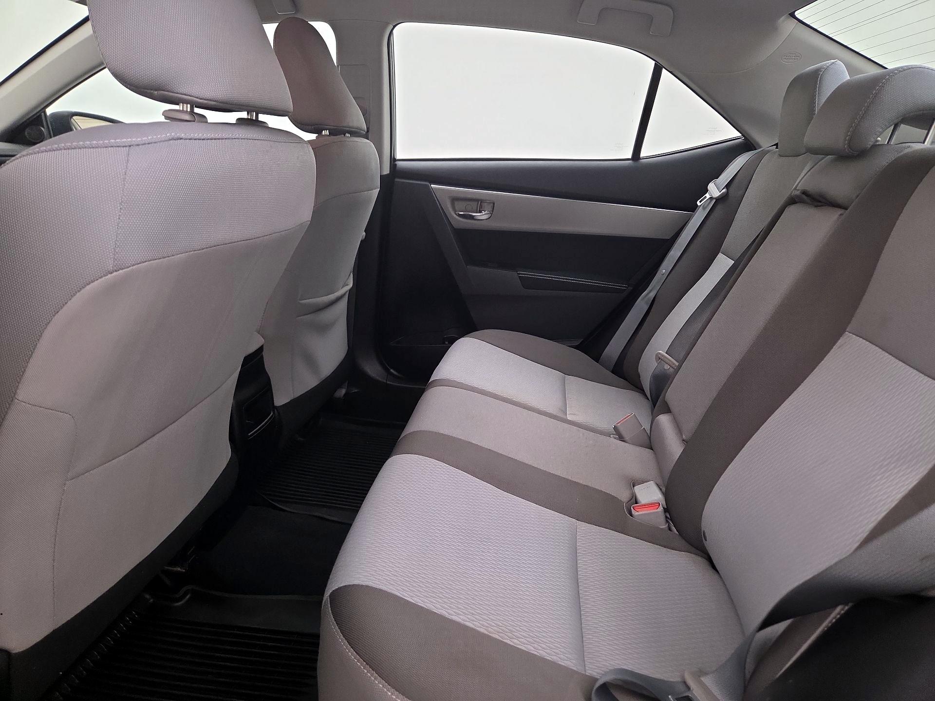 Thumbnail: 2018 Toyota Corolla - 19