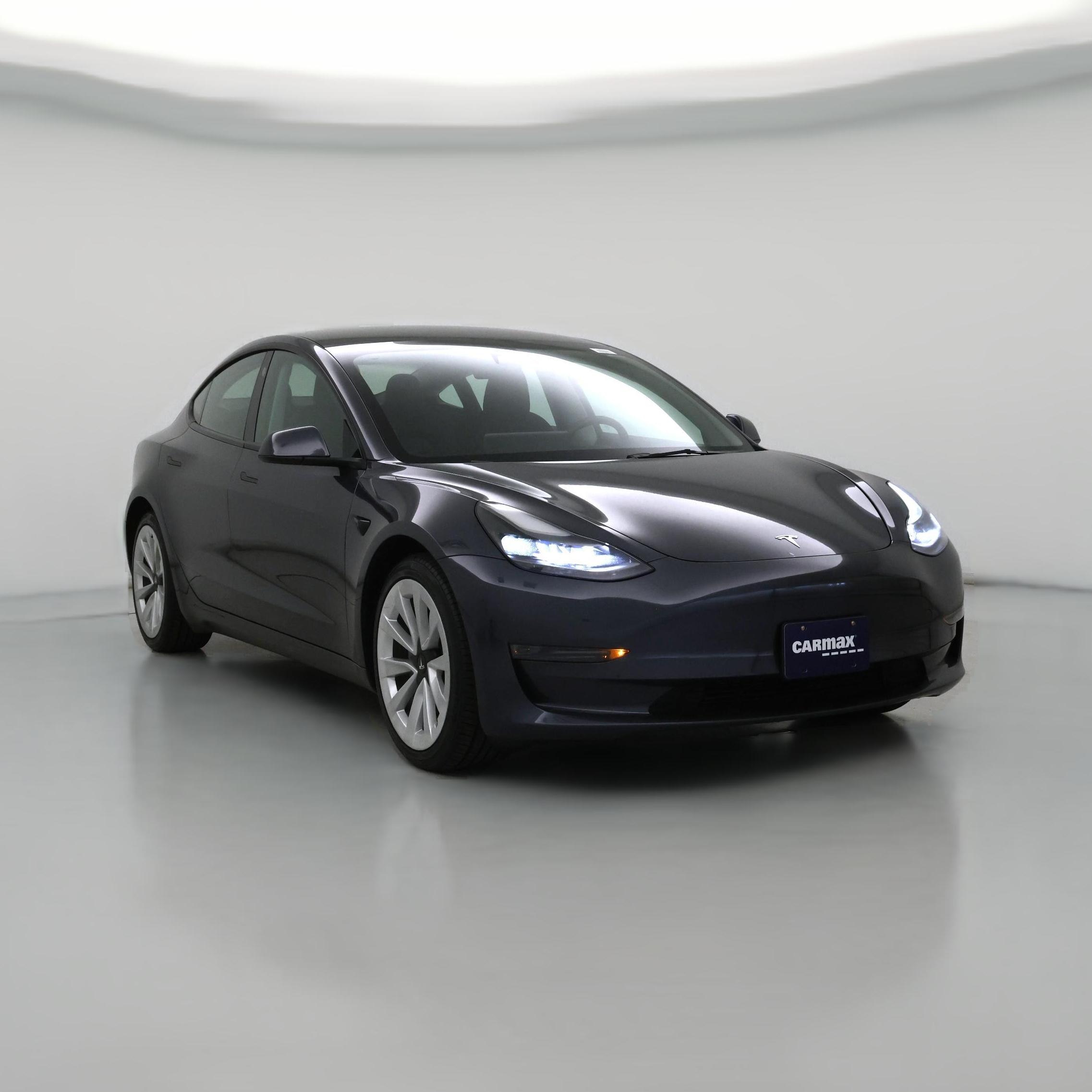 Thumbnail: 2023 Tesla Model 3 - 1