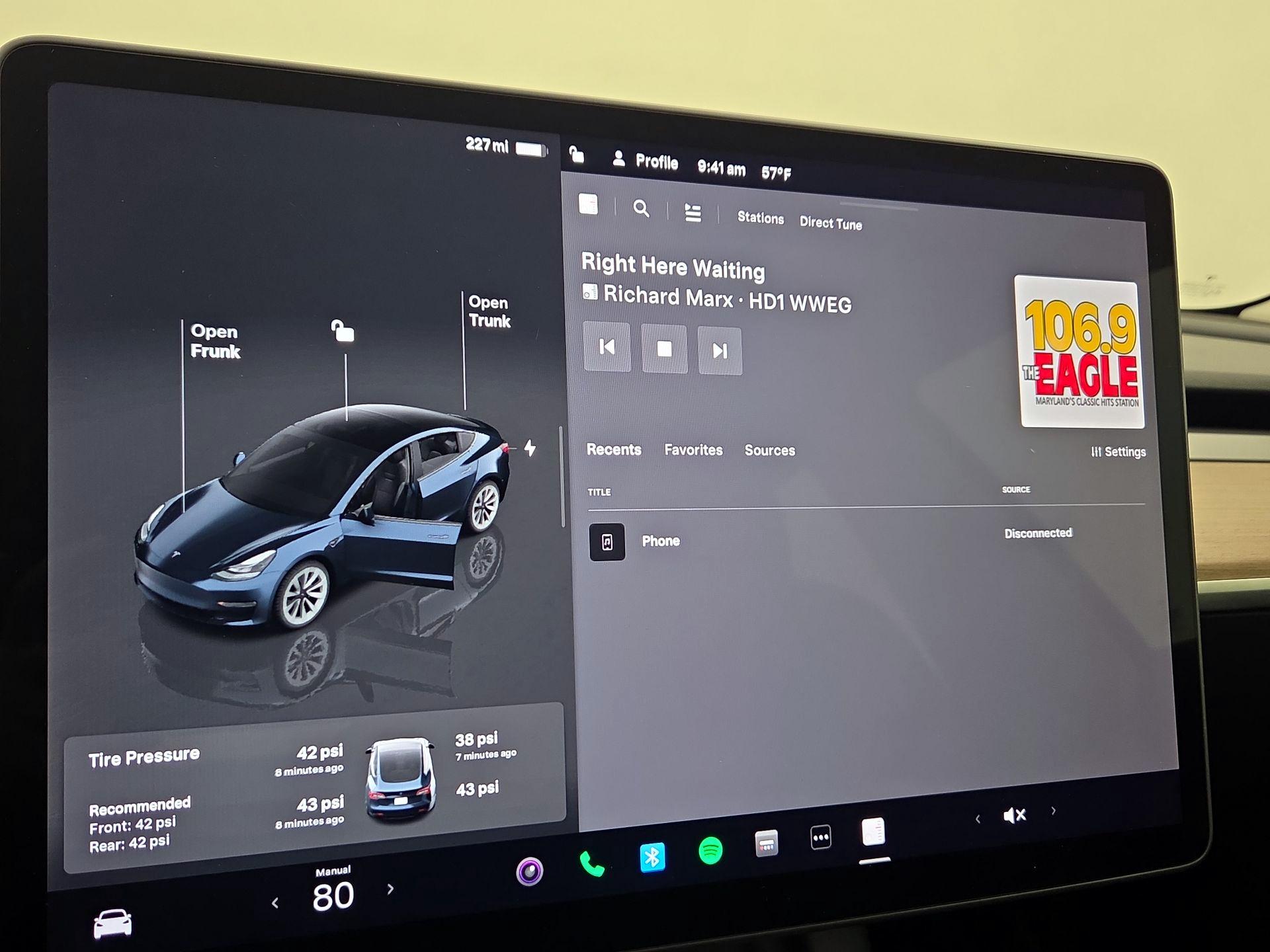Thumbnail: 2023 Tesla Model 3 - 15