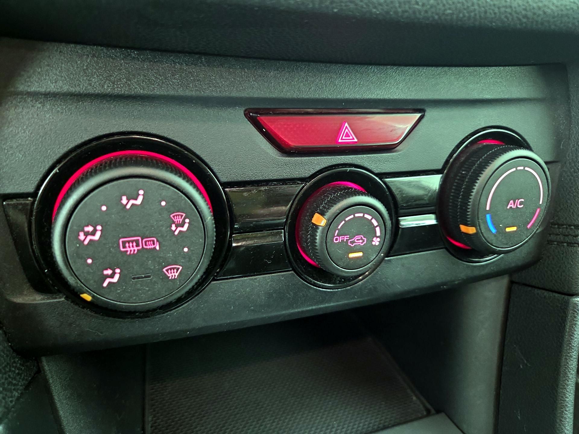 Thumbnail: 2018 Subaru Crosstrek - 16