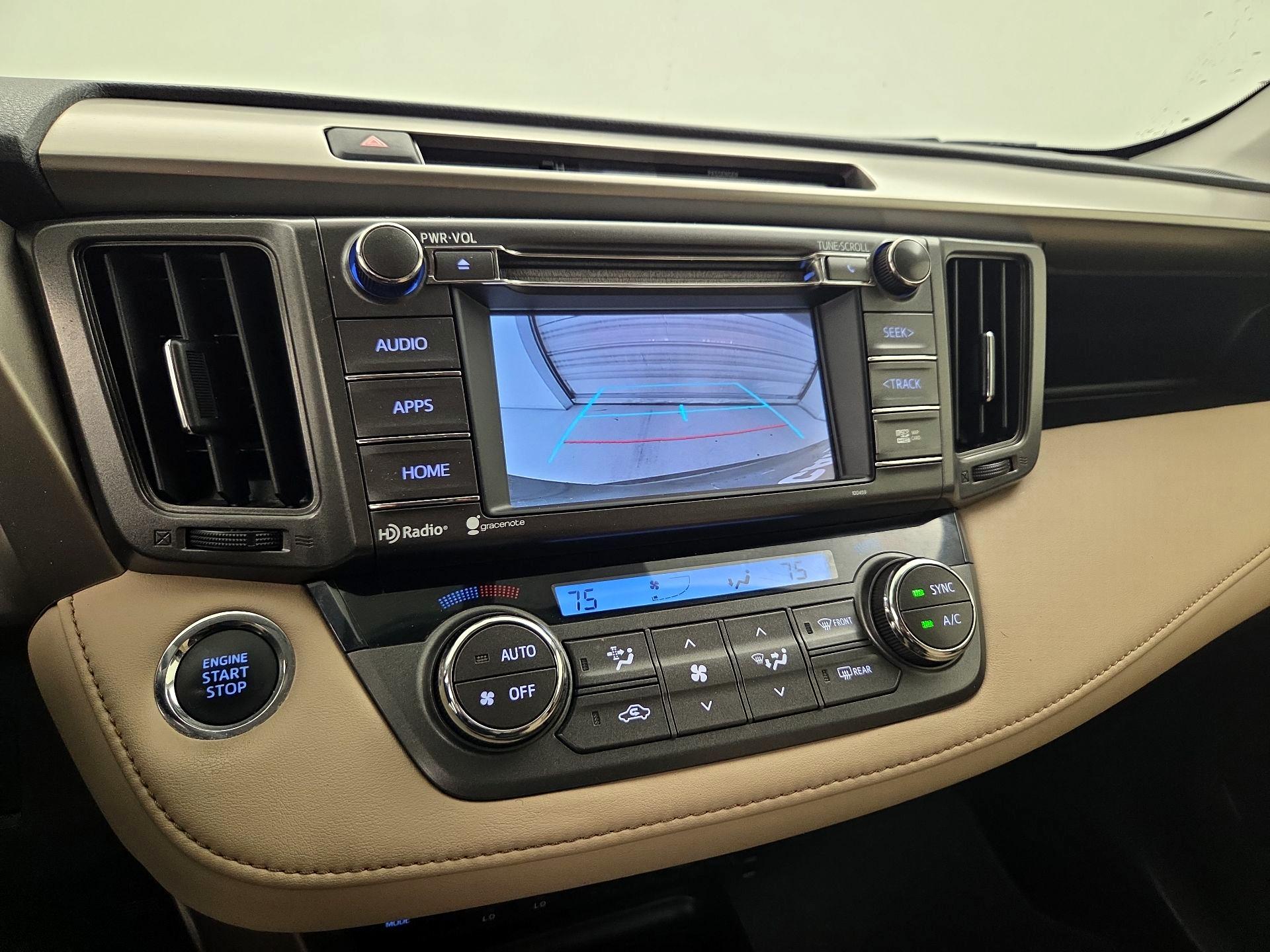 Thumbnail: 2015 Toyota RAV4 - 15