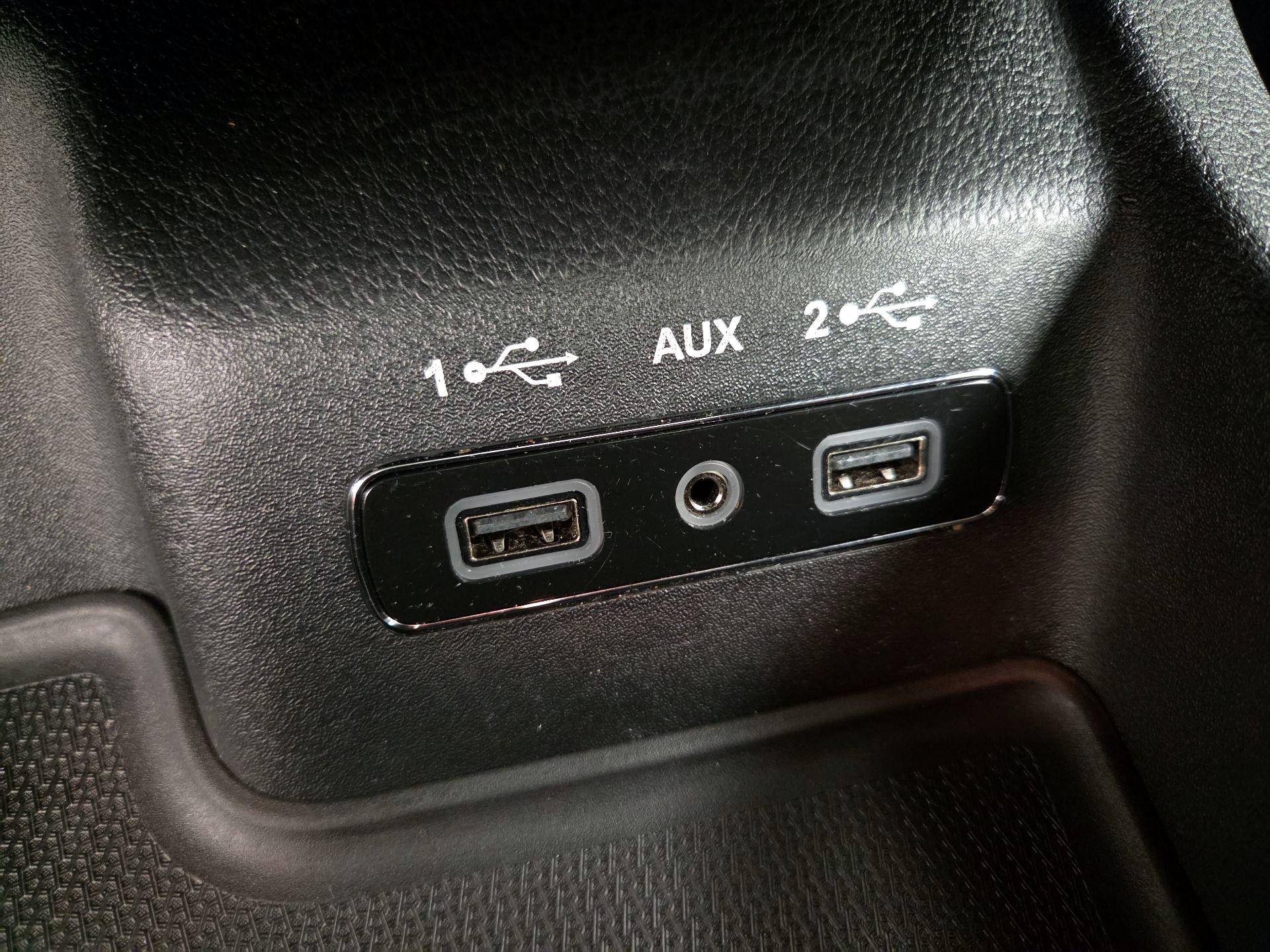 Thumbnail: 2018 Dodge Durango - 19