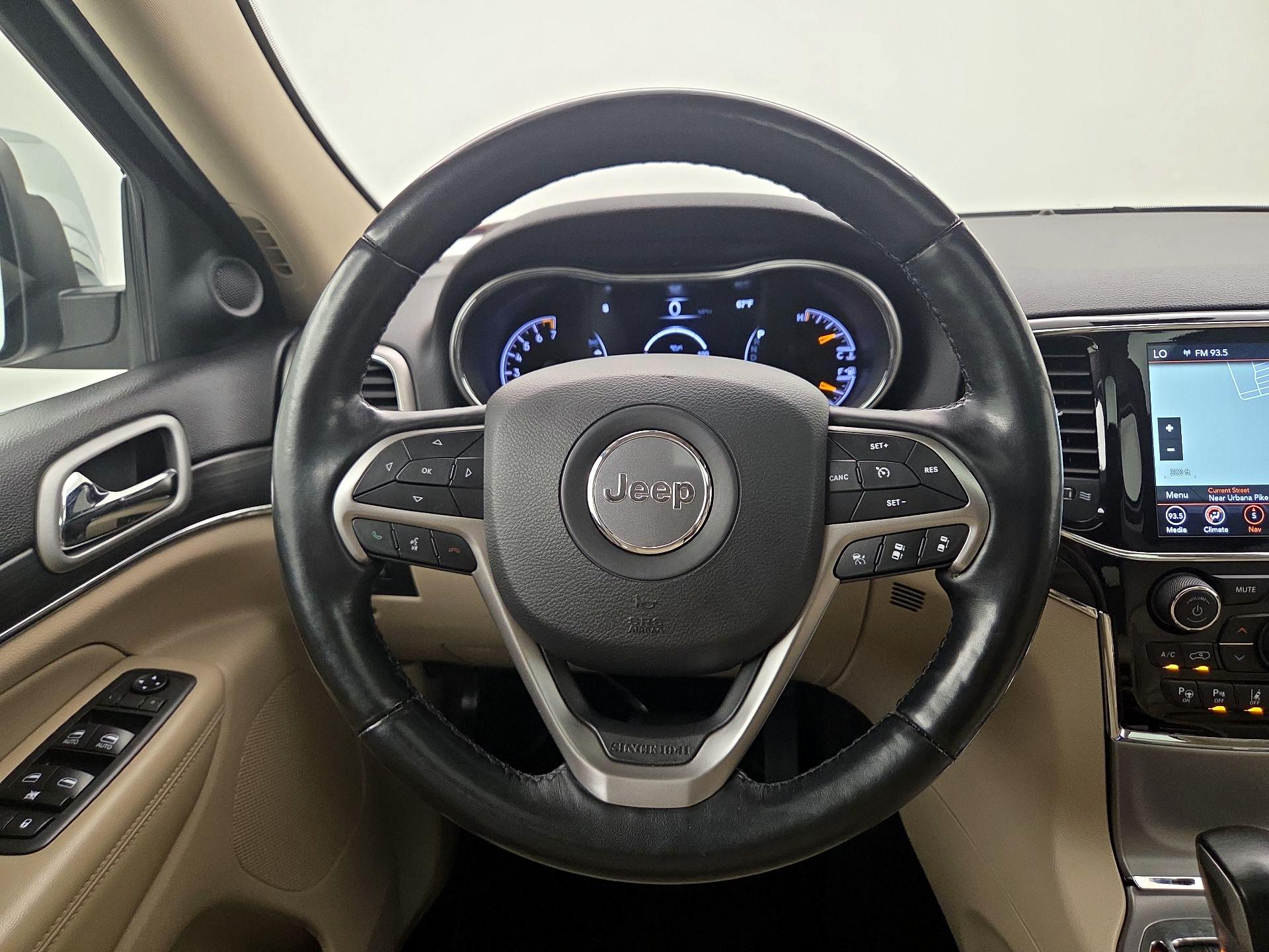 Thumbnail: 2020 Jeep Grand Cherokee - 10