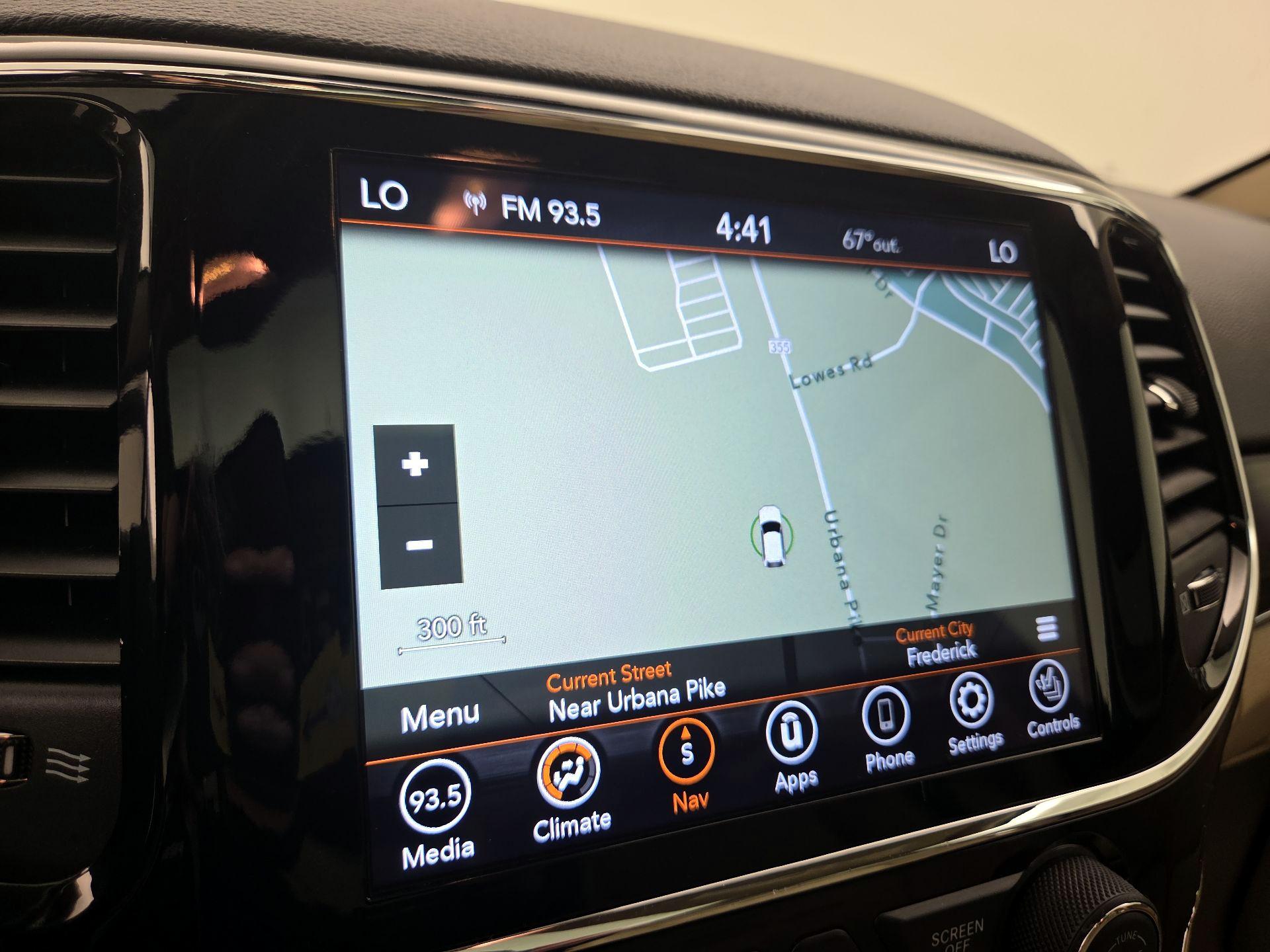 Thumbnail: 2020 Jeep Grand Cherokee - 14