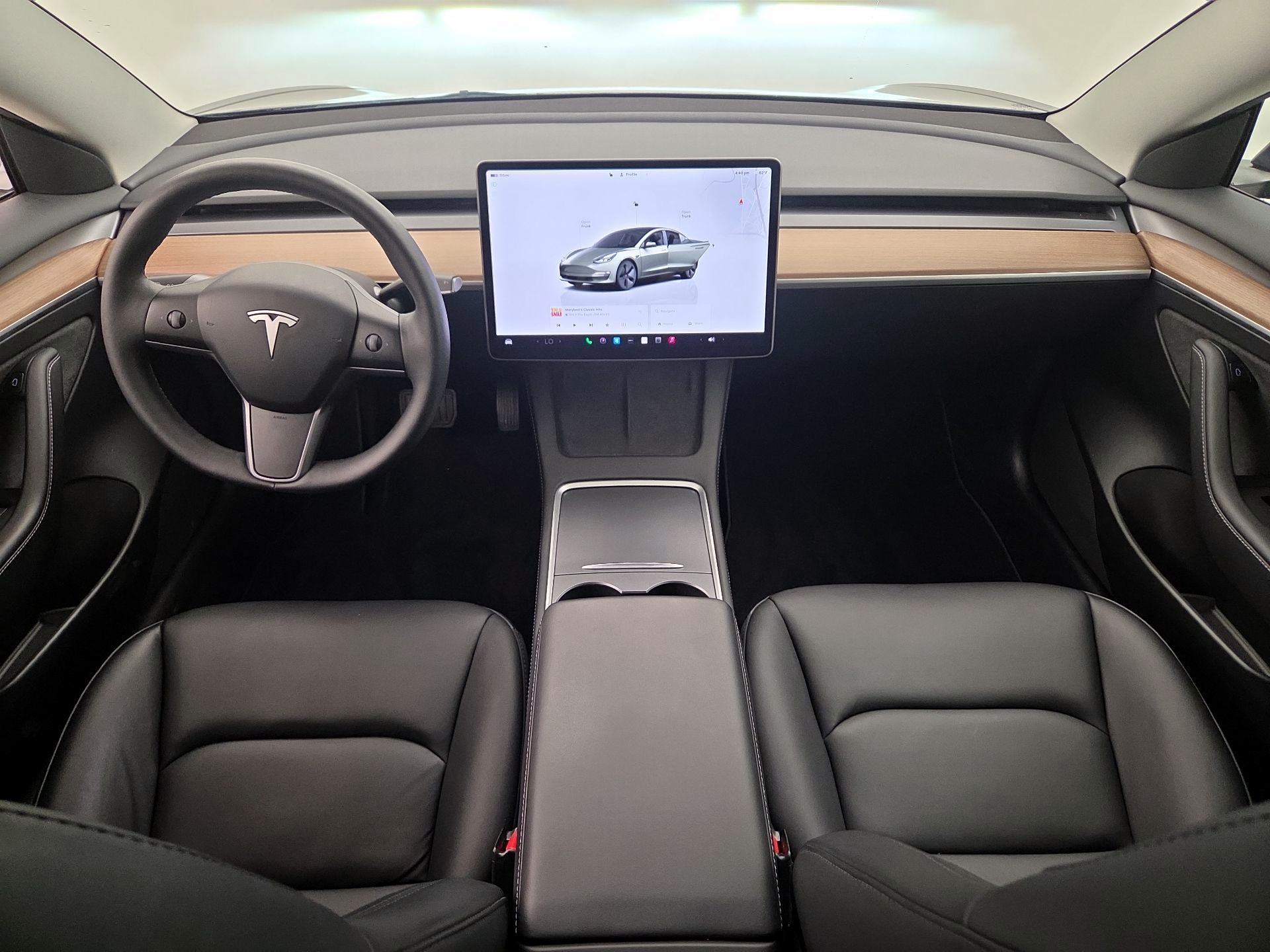 Thumbnail: 2023 Tesla Model 3 - 9