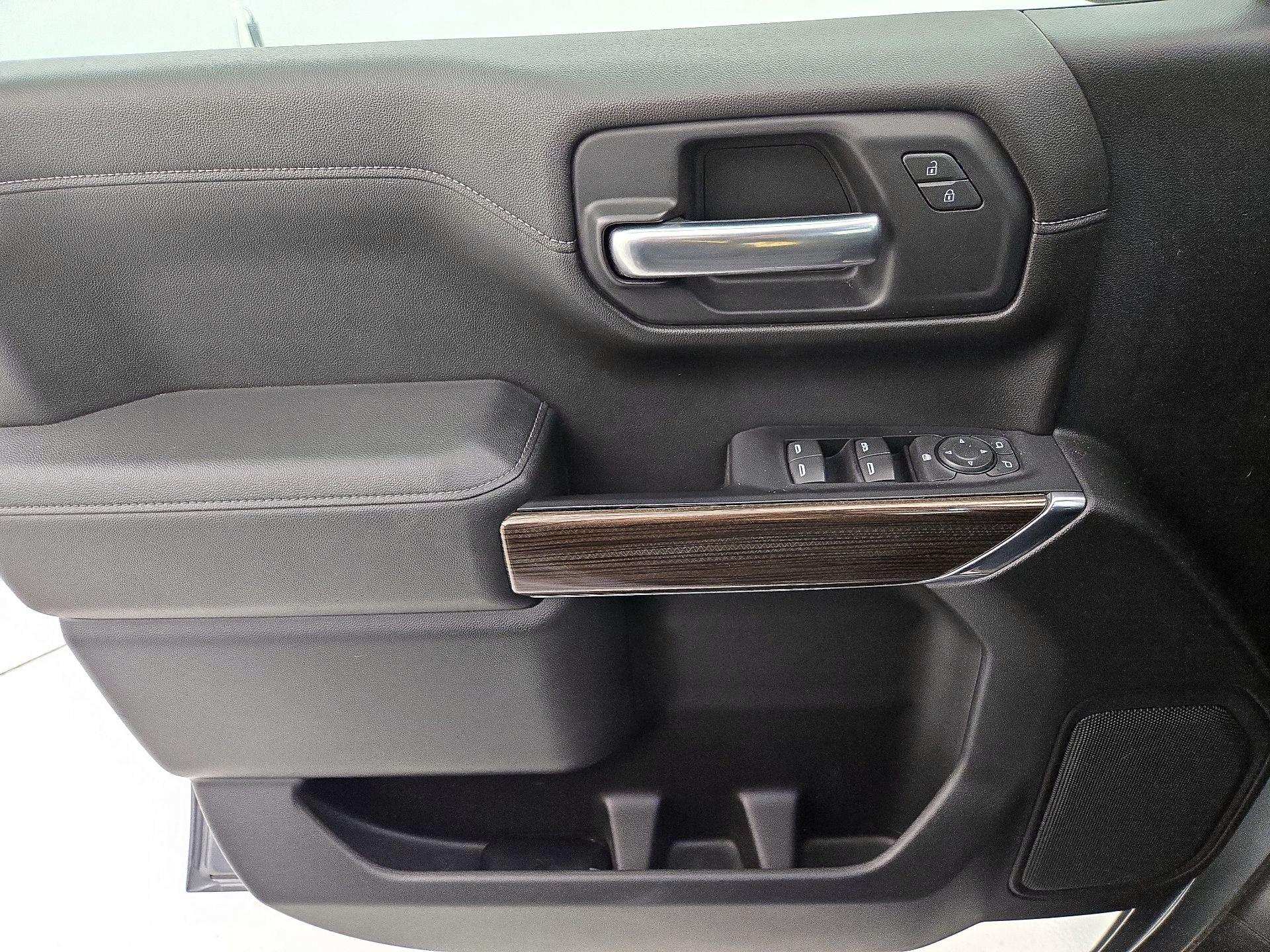 Thumbnail: 2019 Chevrolet Silverado 1500 - 12