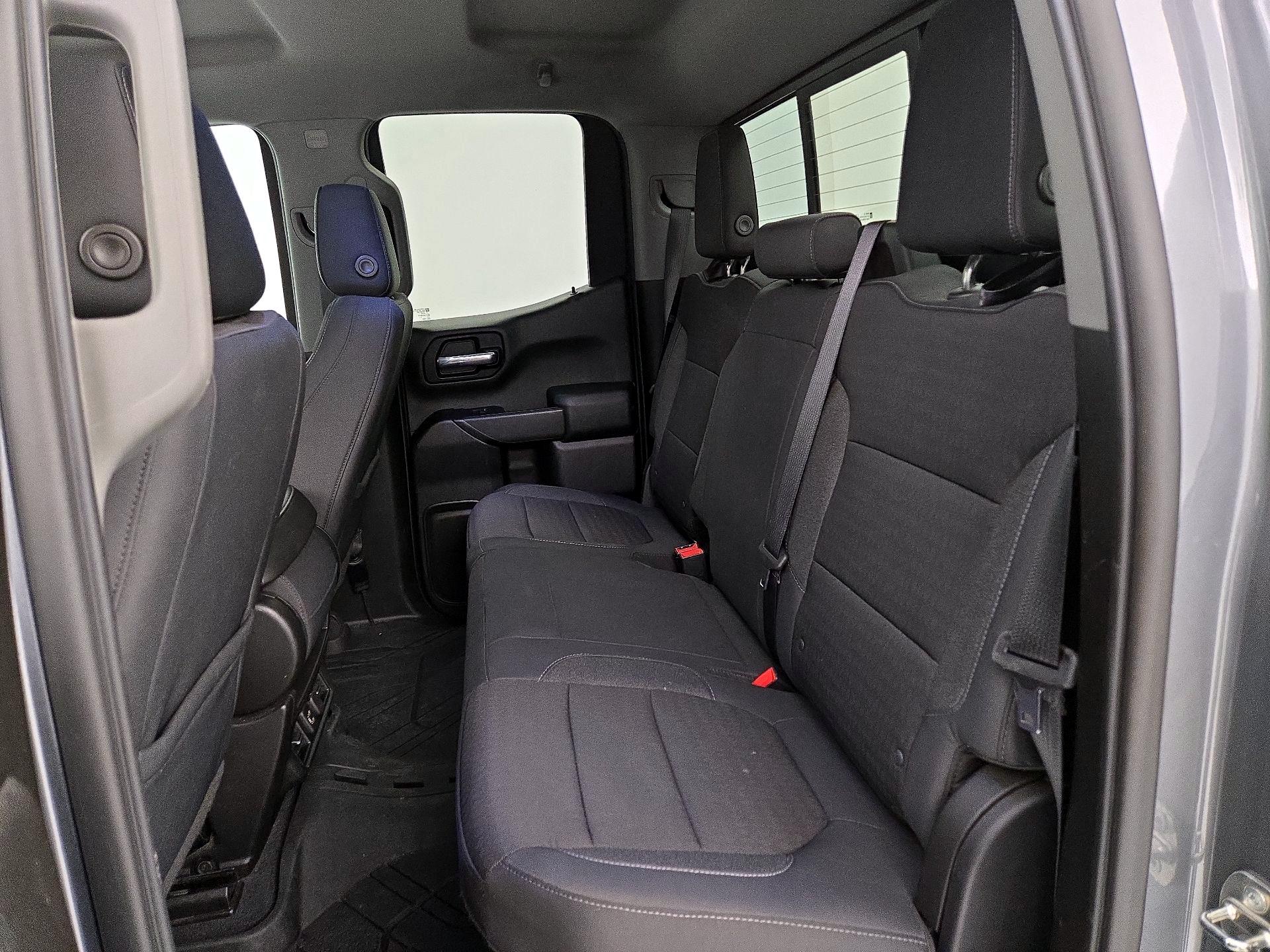 Thumbnail: 2019 Chevrolet Silverado 1500 - 19