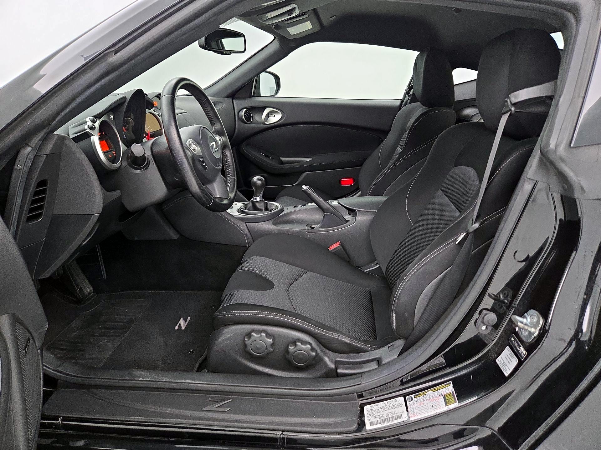 Thumbnail: 2019 Nissan Z - 11