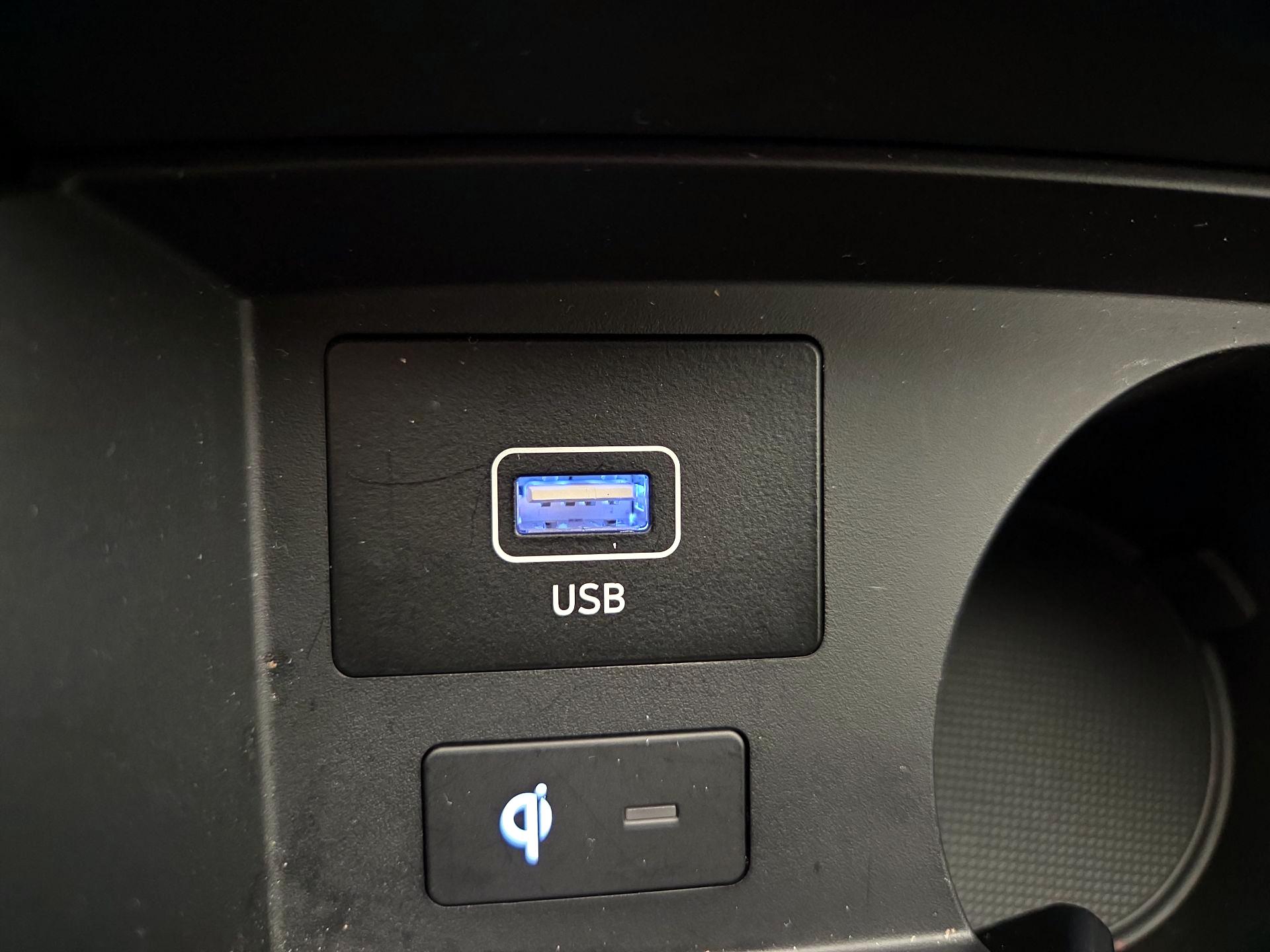 Thumbnail: 2022 Hyundai Santa Fe - 18