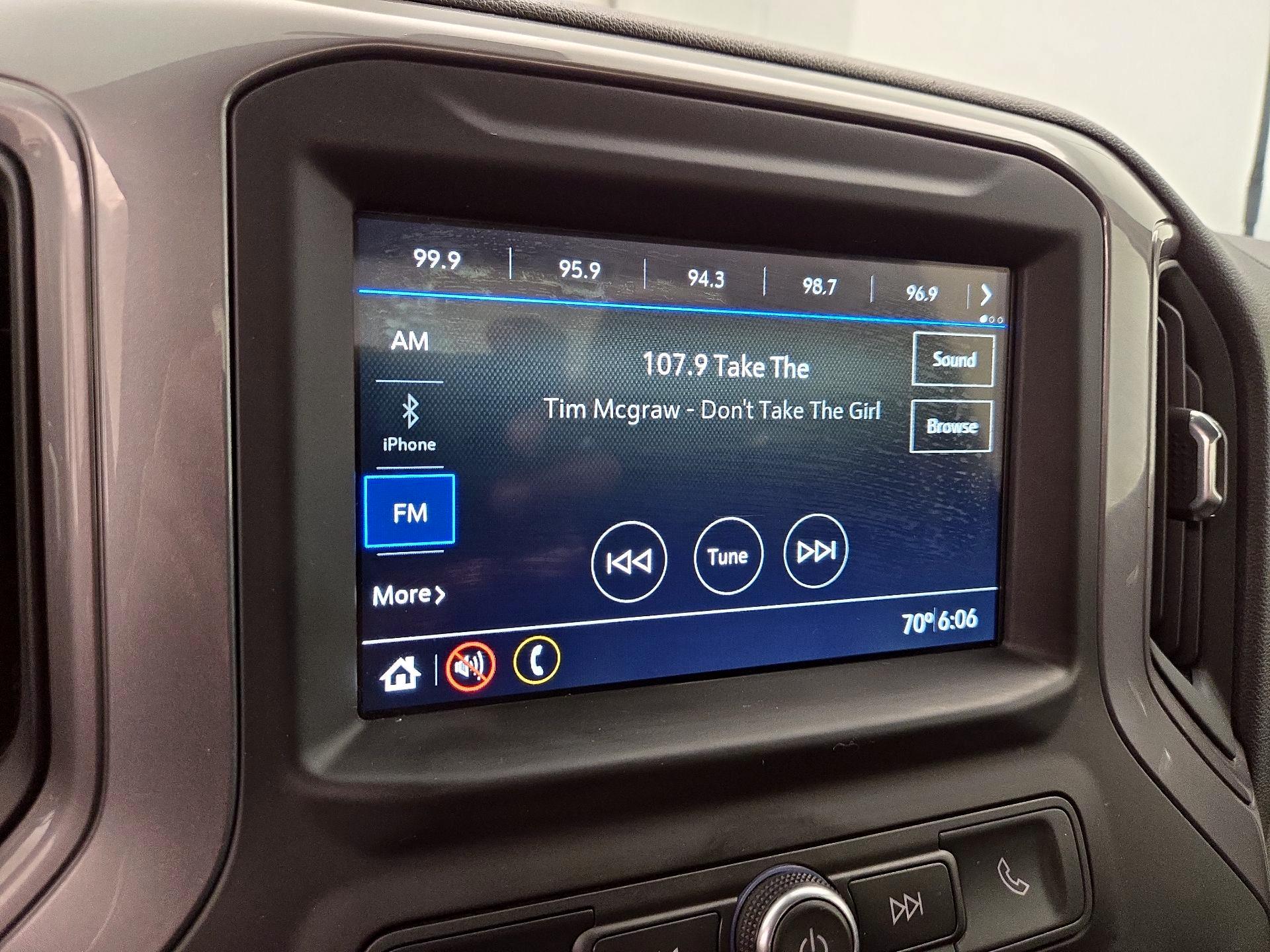 Thumbnail: 2019 Chevrolet Silverado 1500 - 13