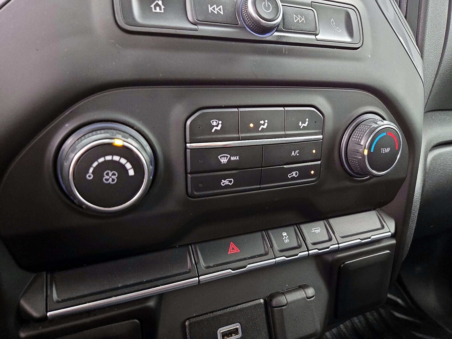 Thumbnail: 2019 Chevrolet Silverado 1500 - 14