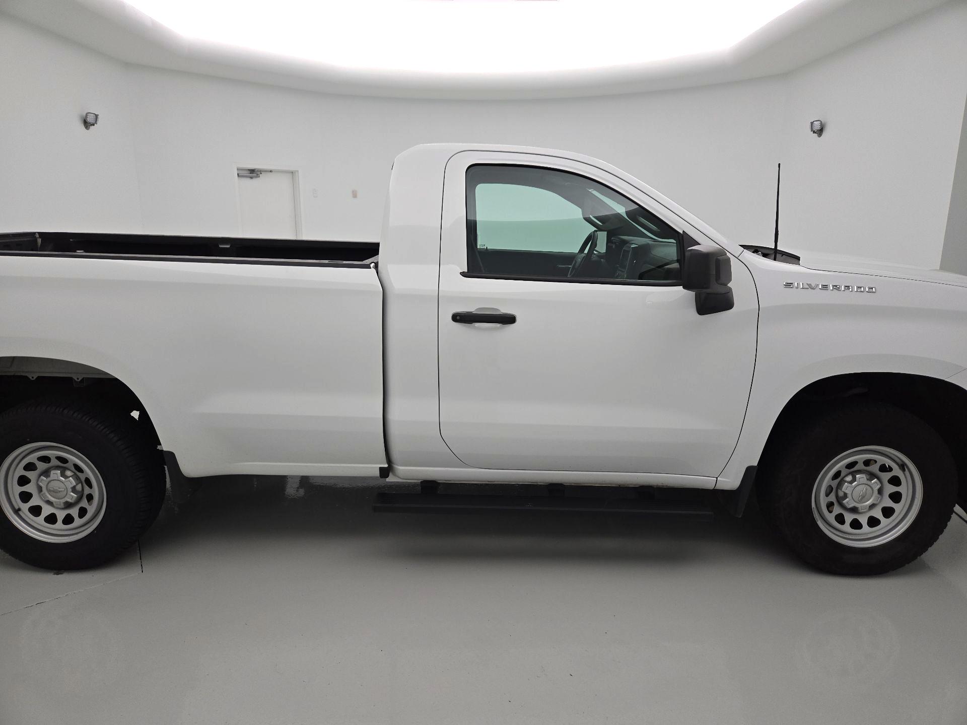 Thumbnail: 2019 Chevrolet Silverado 1500 - 4