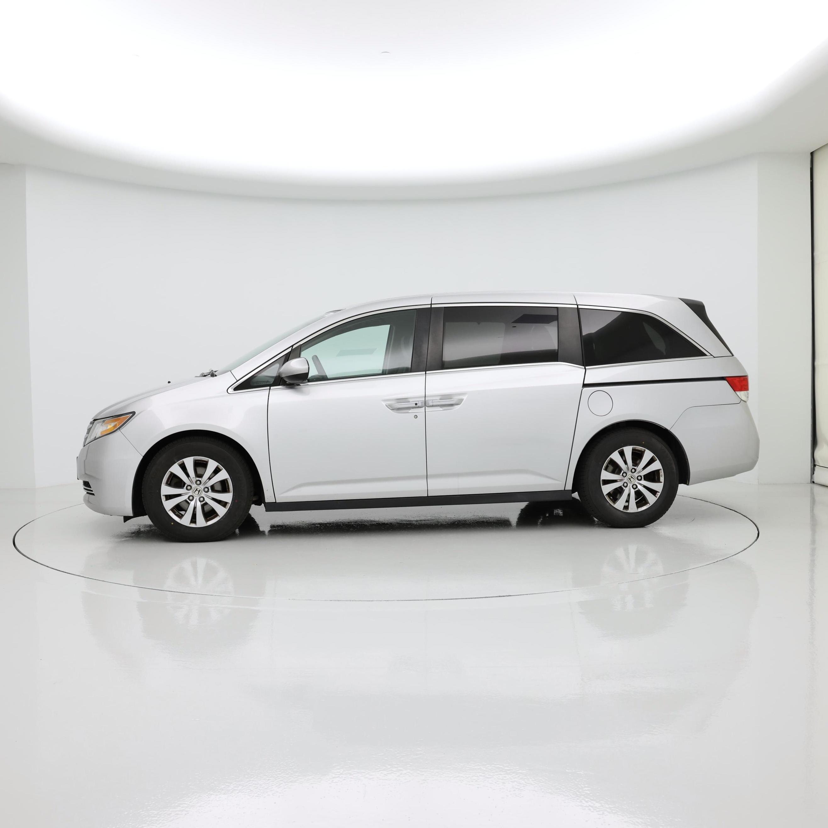 Thumbnail: 2014 Honda Odyssey - 3