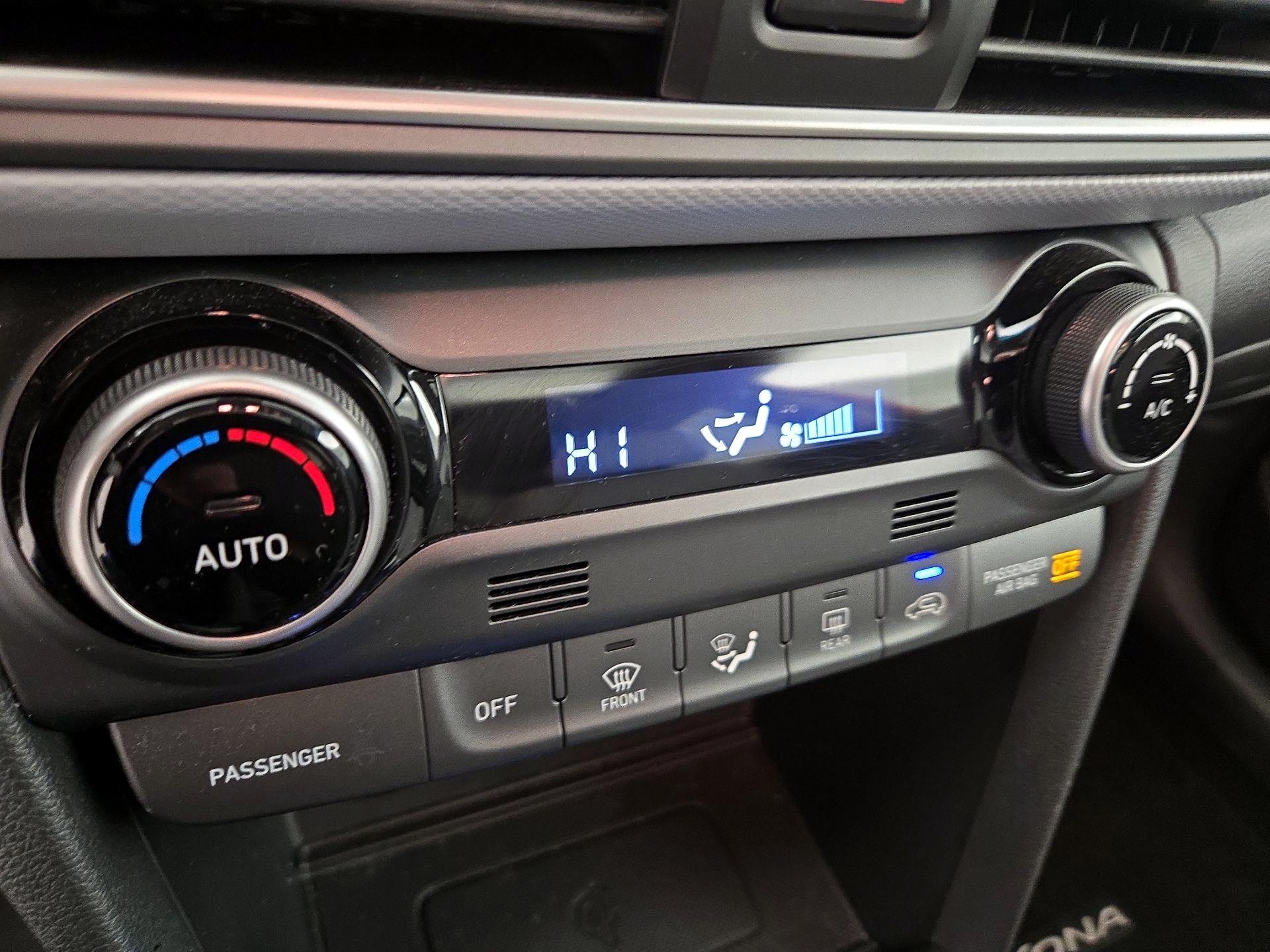 Thumbnail: 2019 Hyundai Kona - 17