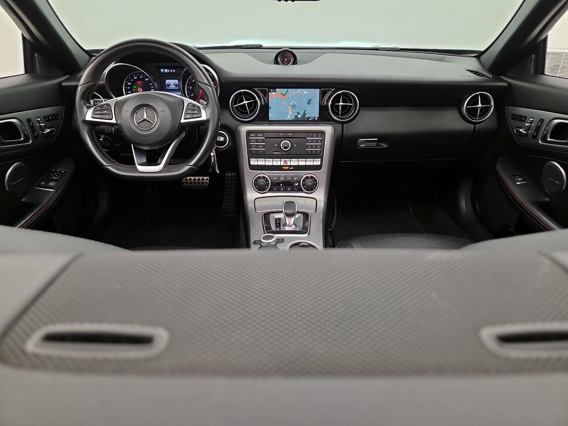 Thumbnail: 2018 Mercedes-Benz SLC - 9