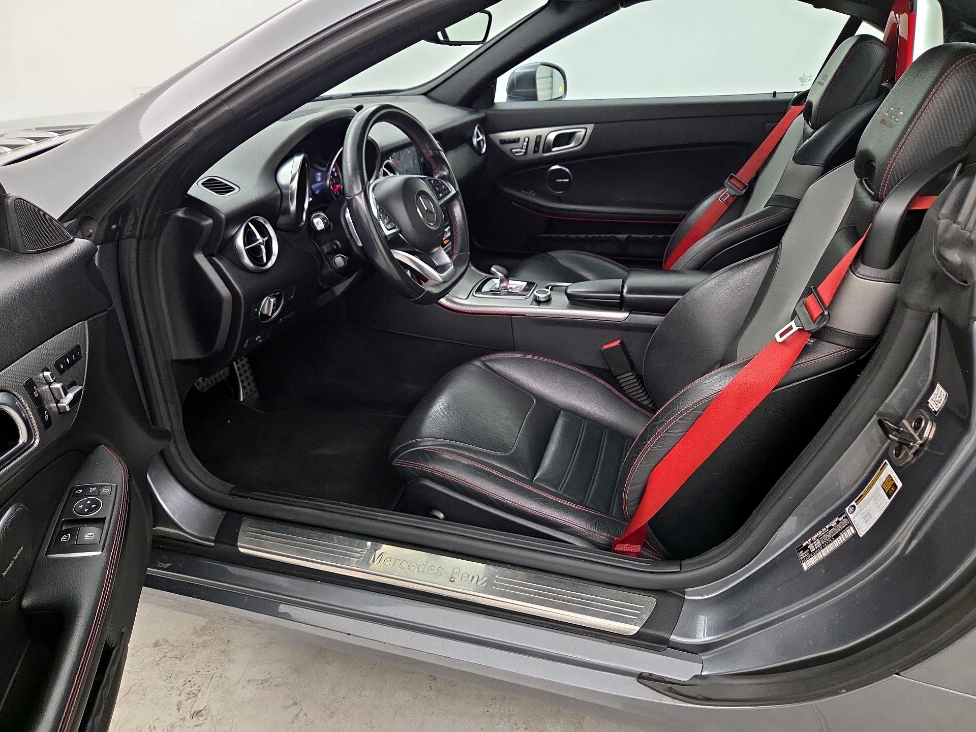 Thumbnail: 2018 Mercedes-Benz SLC - 11