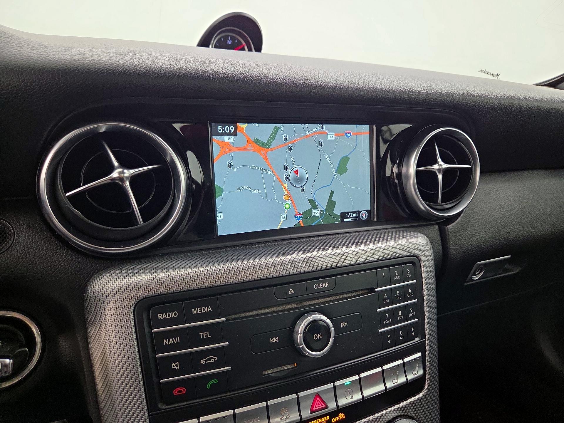 Thumbnail: 2018 Mercedes-Benz SLC - 14