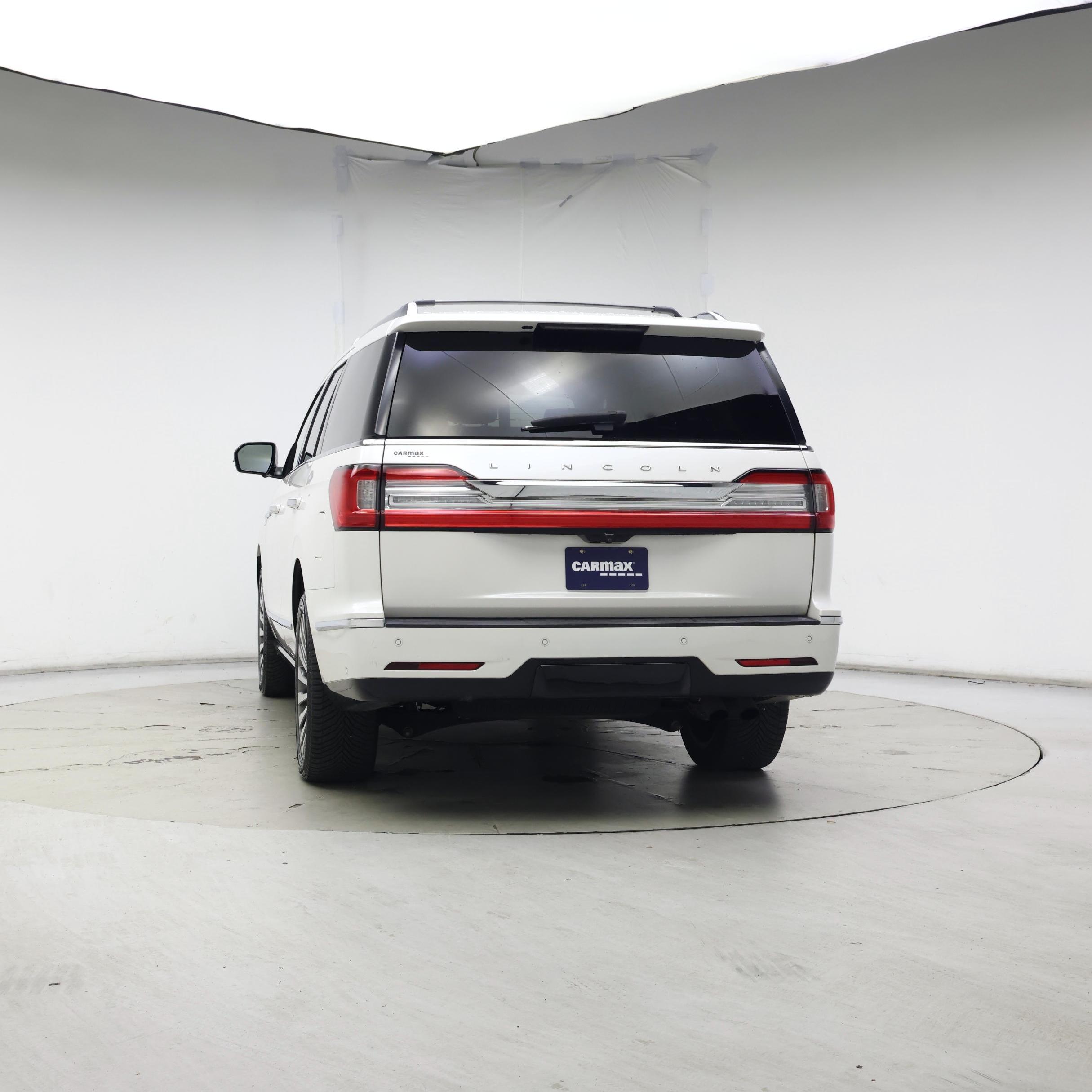 Thumbnail: 2019 Lincoln Navigator - 6