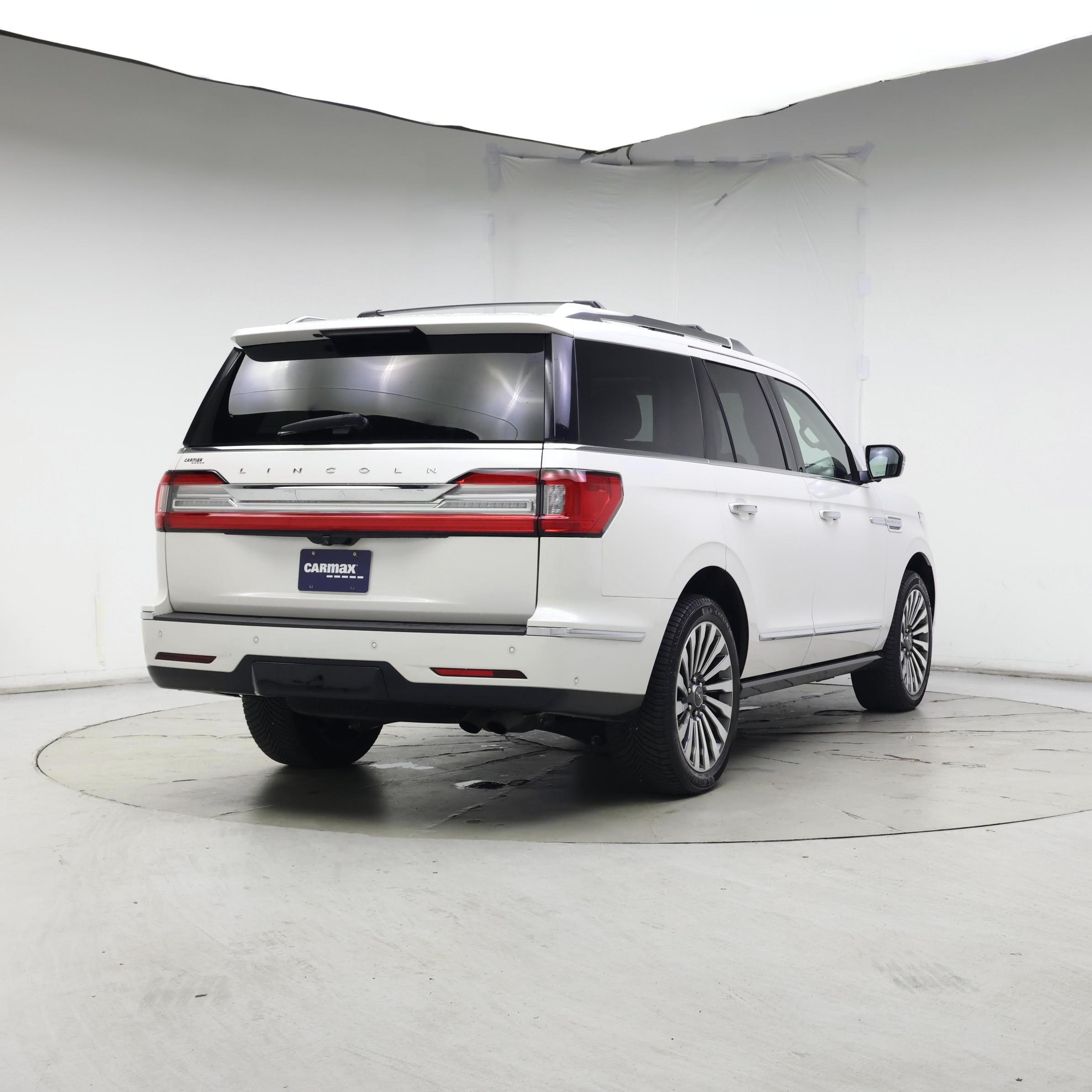 Thumbnail: 2019 Lincoln Navigator - 8