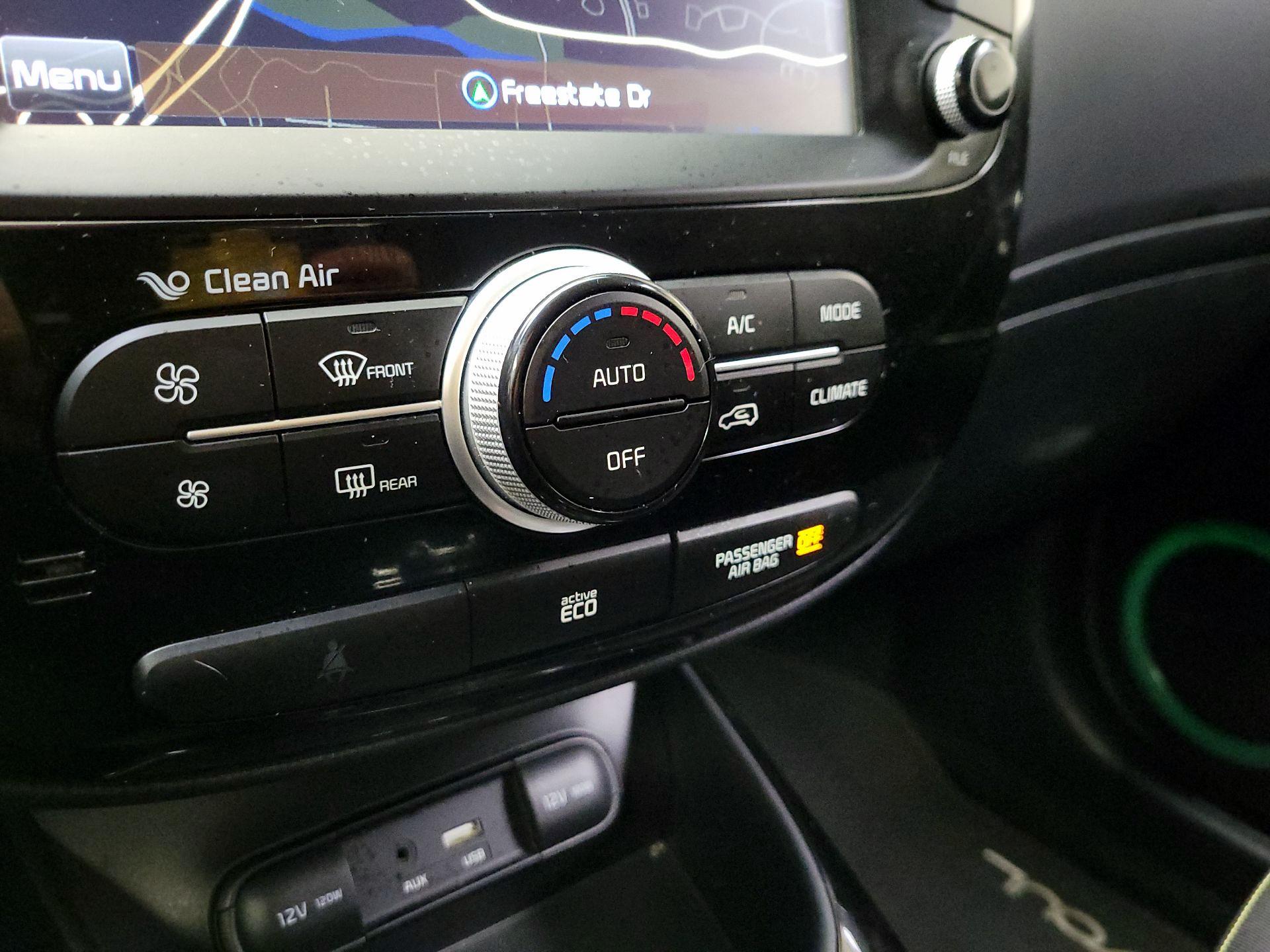 Thumbnail: 2016 Kia Soul - 17