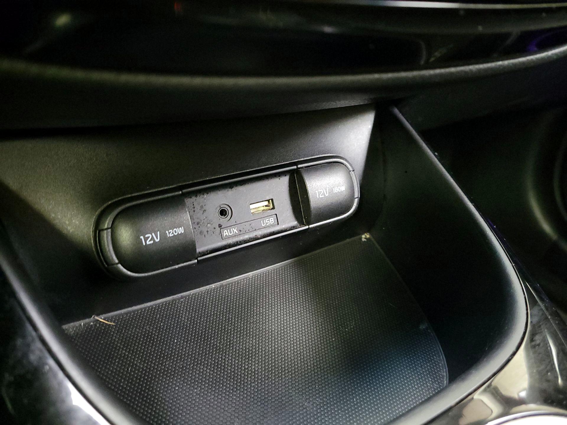 Thumbnail: 2016 Kia Soul - 19