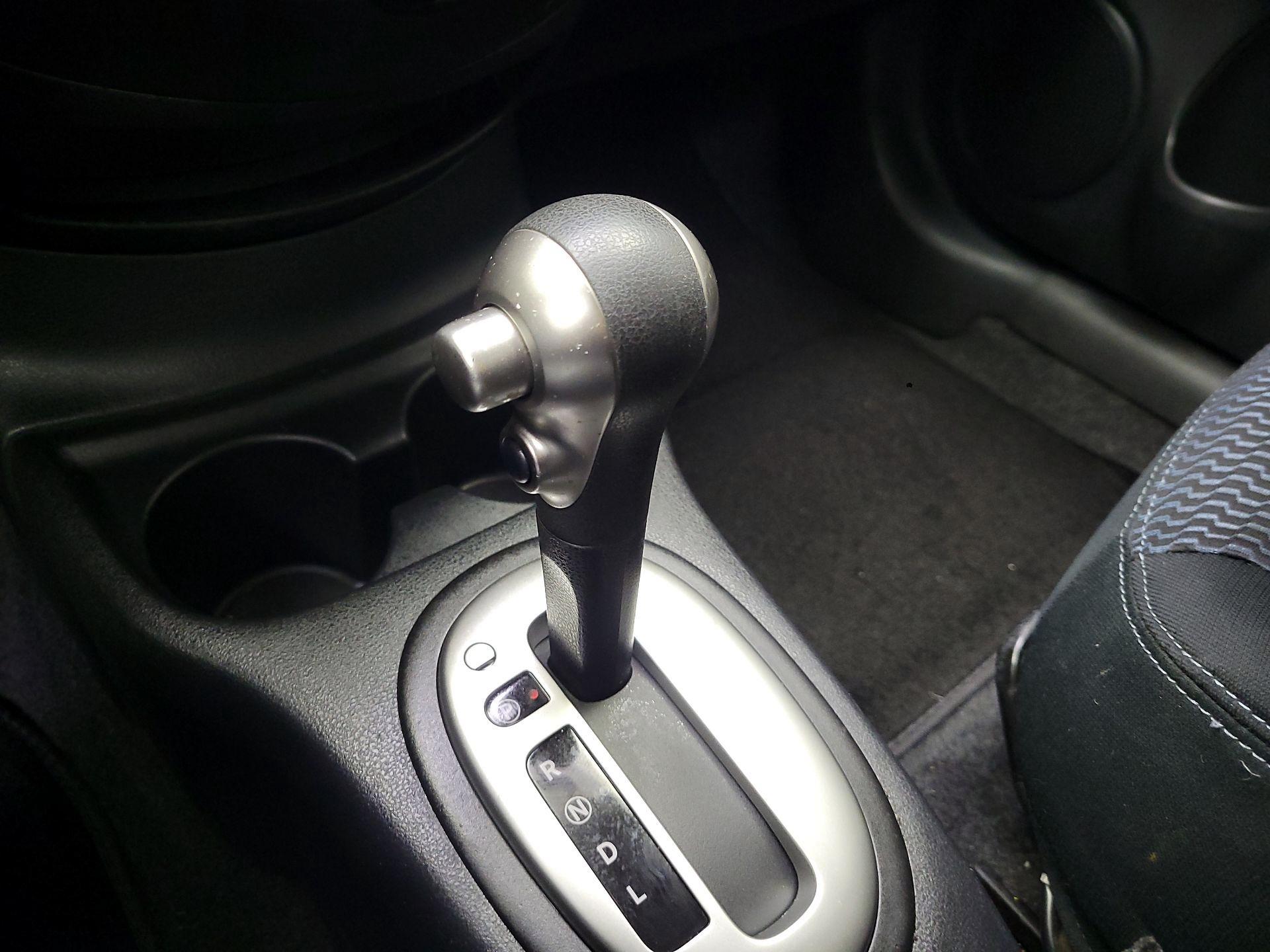 Thumbnail: 2016 Nissan Versa Note - 17