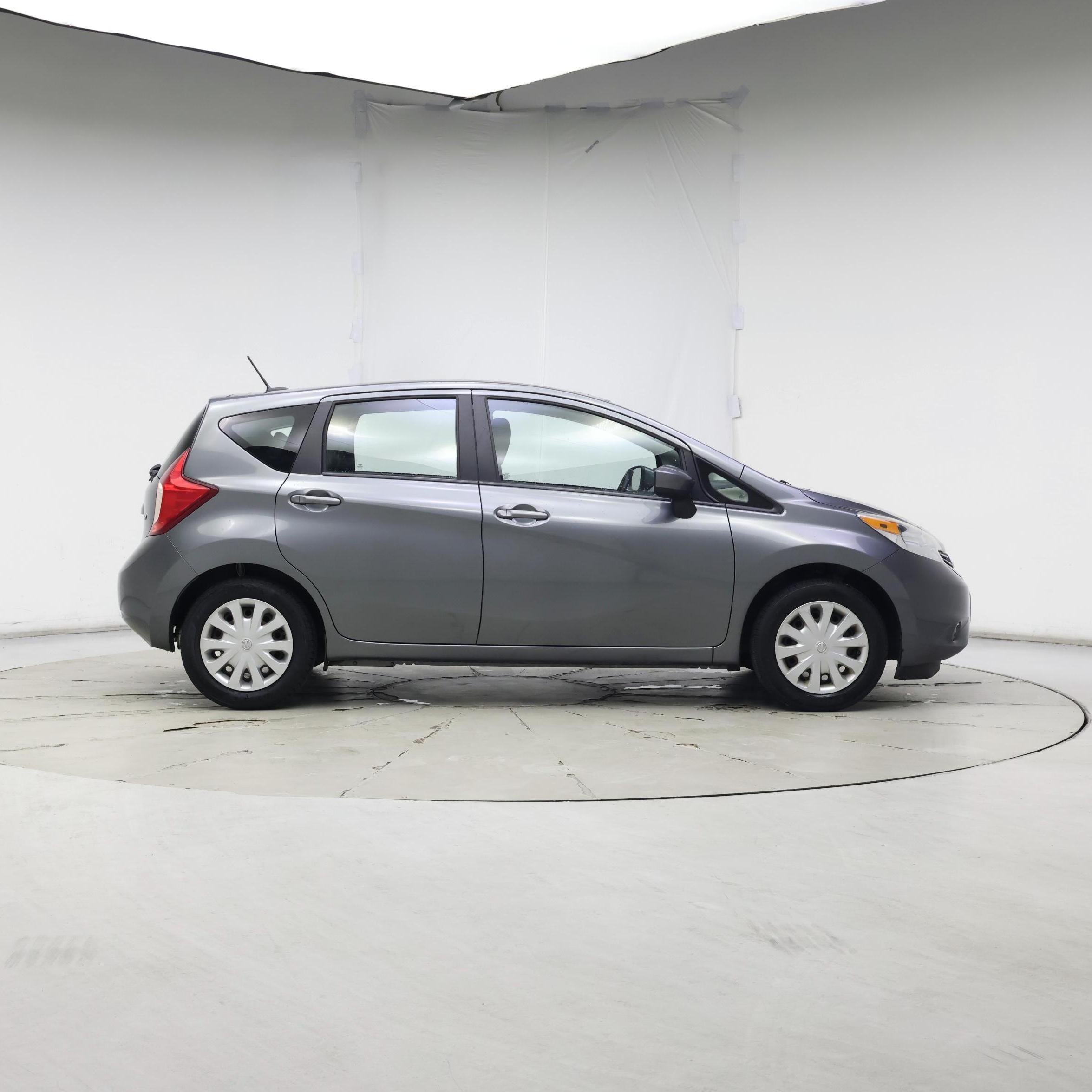 Thumbnail: 2016 Nissan Versa Note - 7