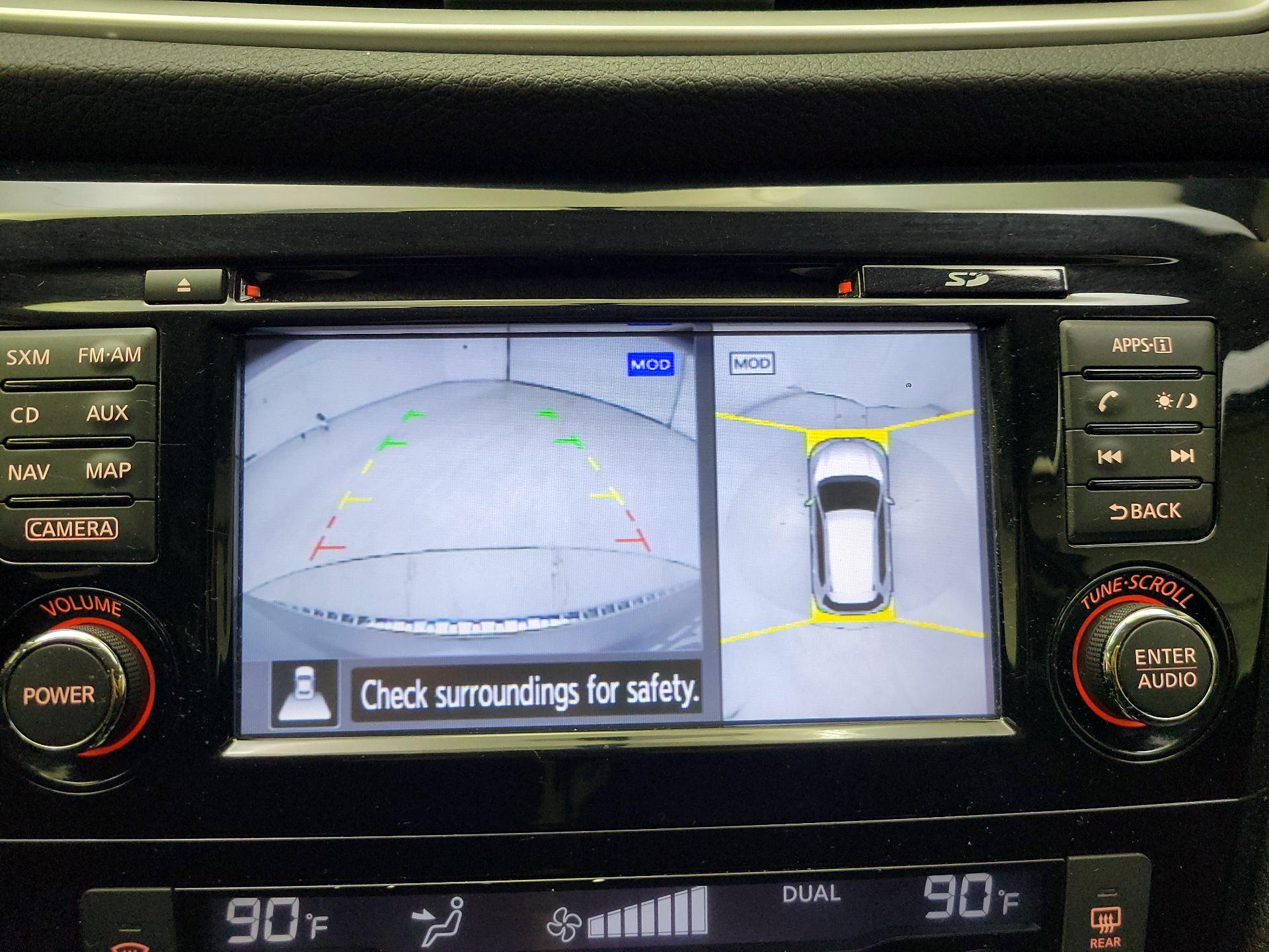 Thumbnail: 2016 Nissan Rogue - 15