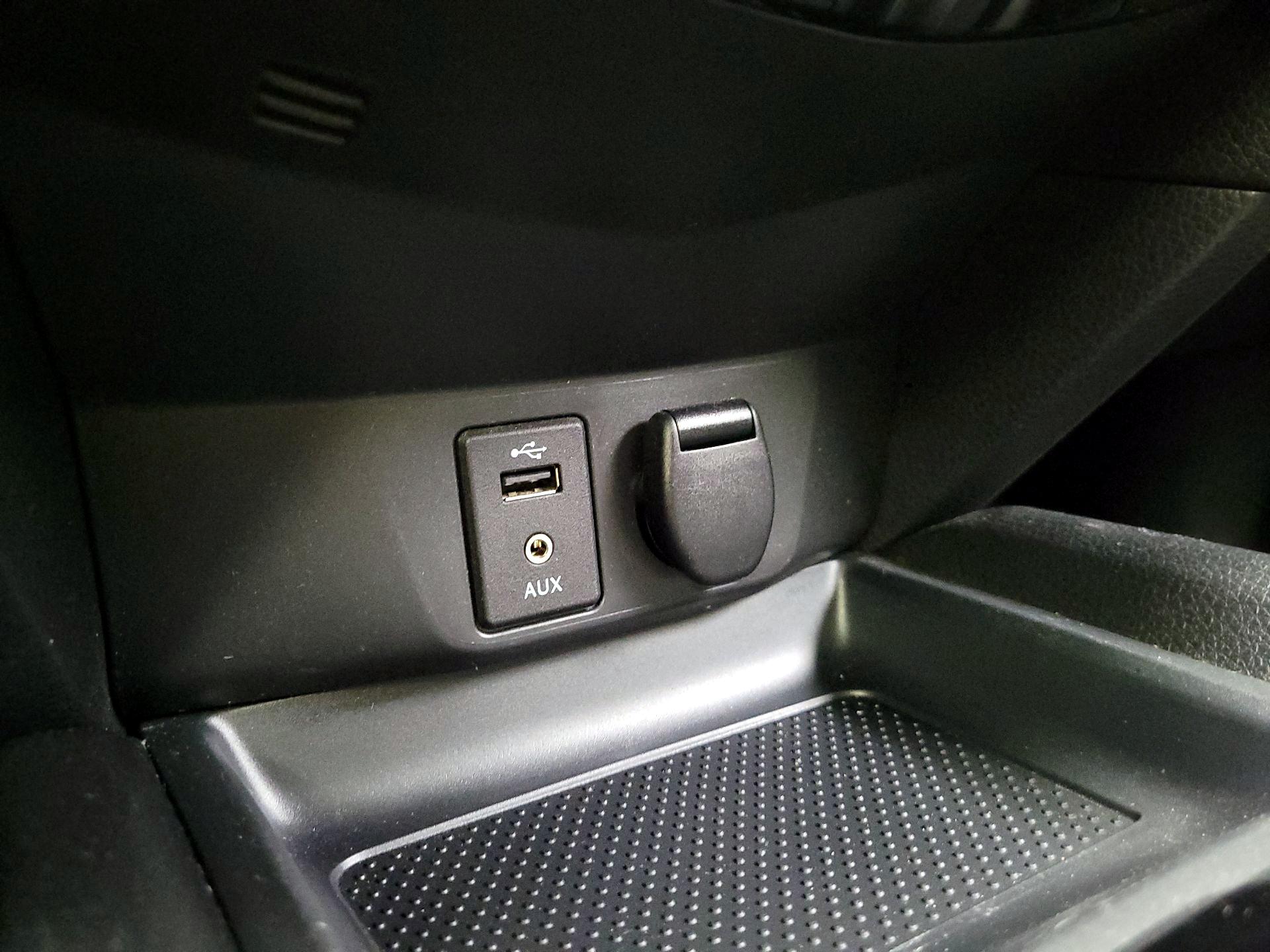 Thumbnail: 2016 Nissan Rogue - 19