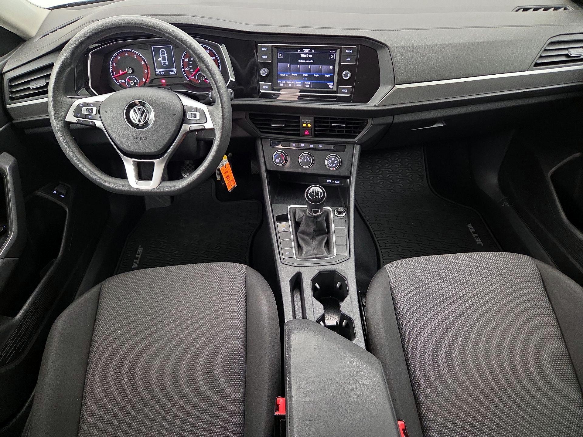 Thumbnail: 2020 Volkswagen Jetta - 9