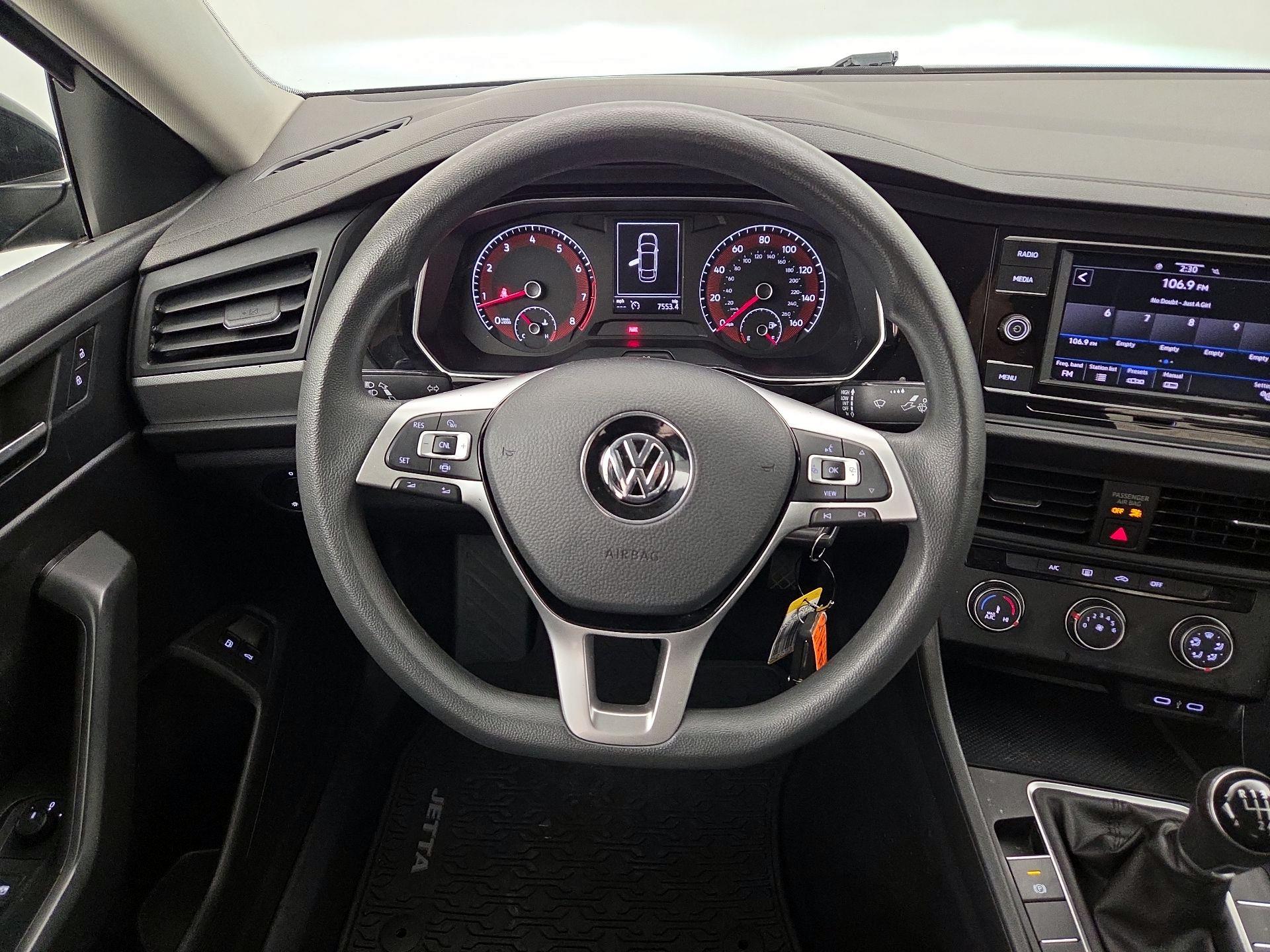 Thumbnail: 2020 Volkswagen Jetta - 10