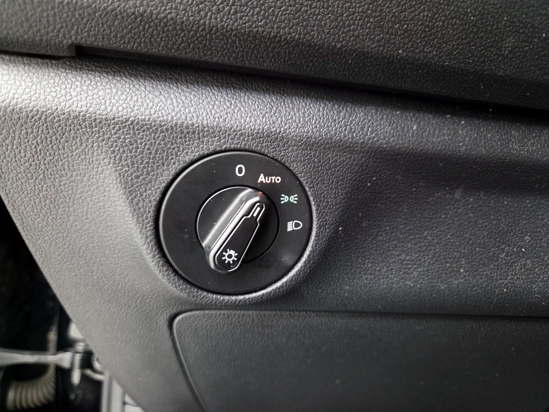 Thumbnail: 2020 Volkswagen Jetta - 13