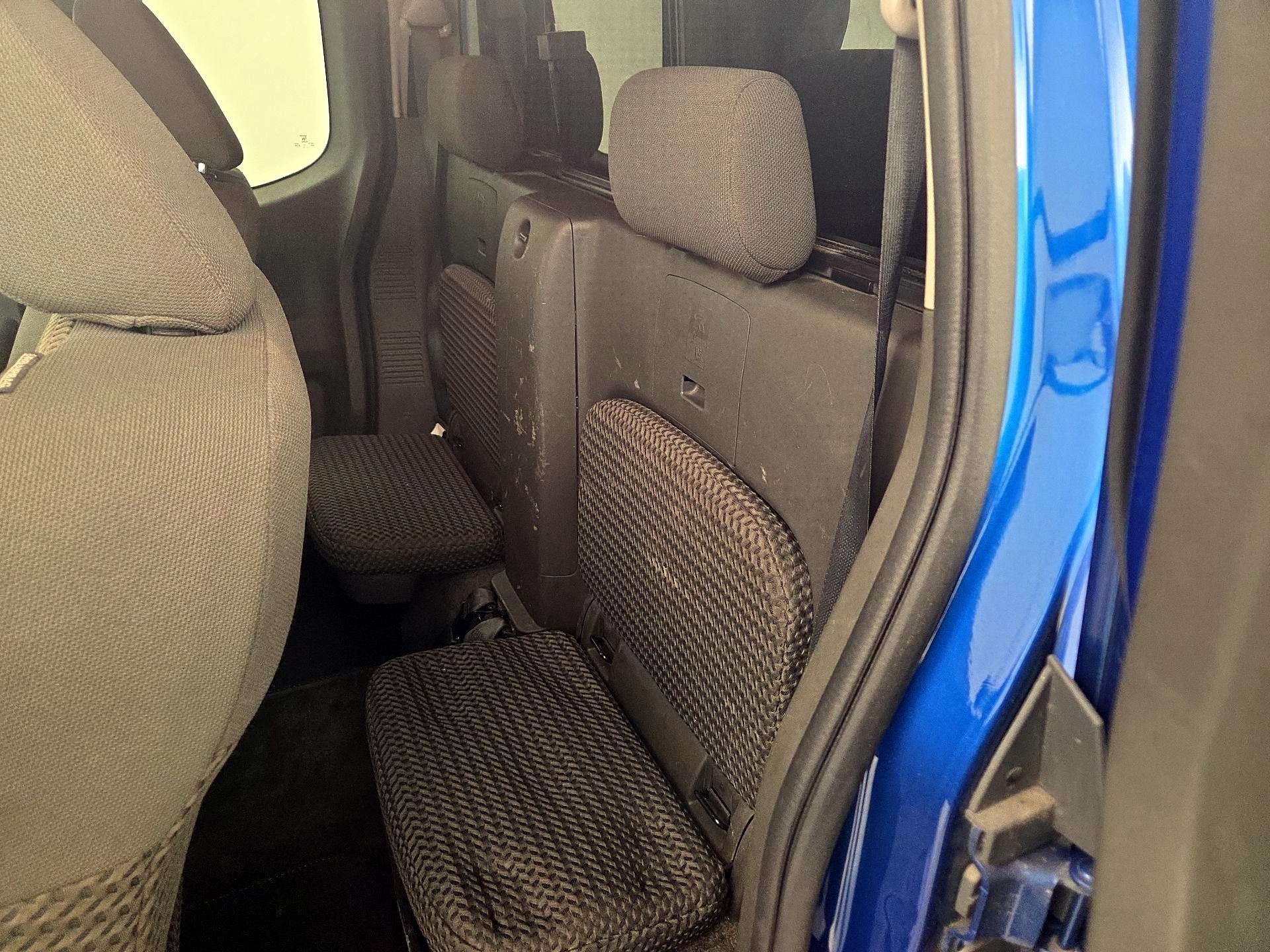 Thumbnail: 2015 Nissan Frontier - 19