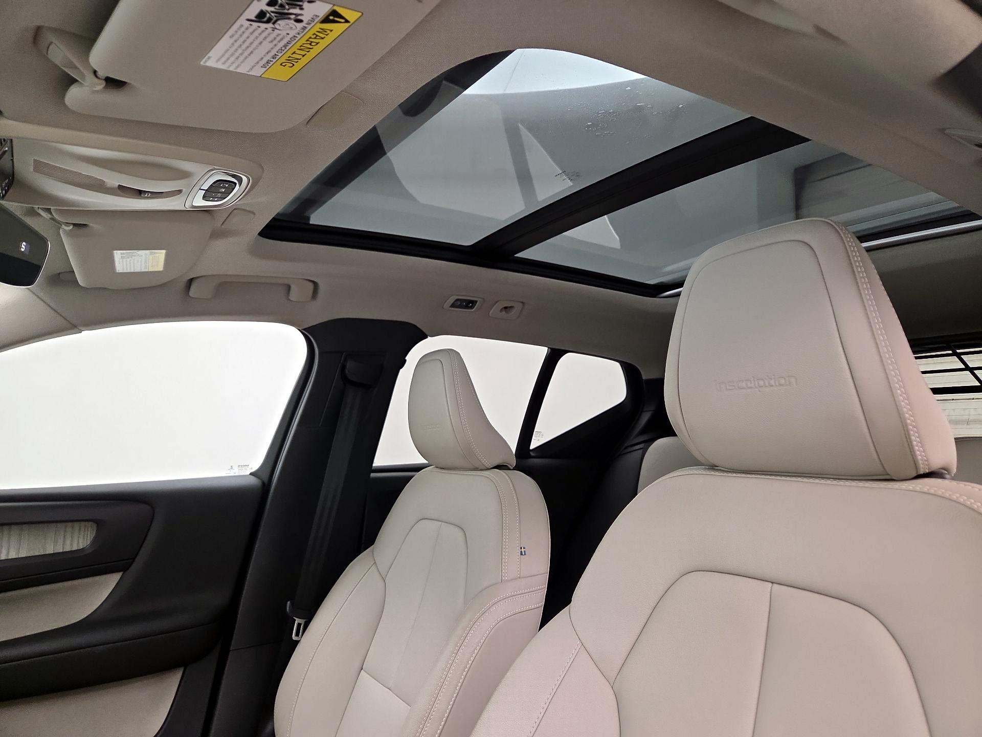 Thumbnail: 2019 Volvo XC40 - 20