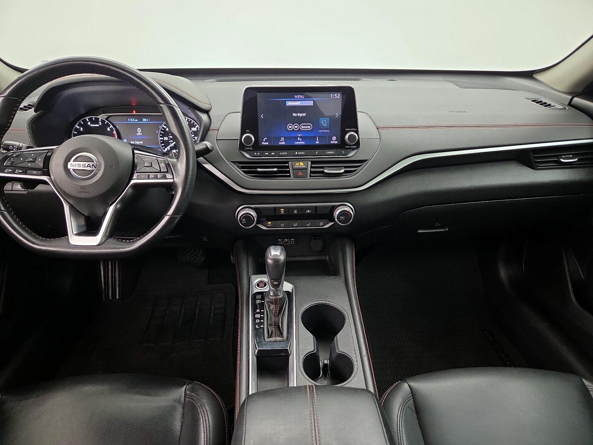 Thumbnail: 2020 Nissan Altima - 9